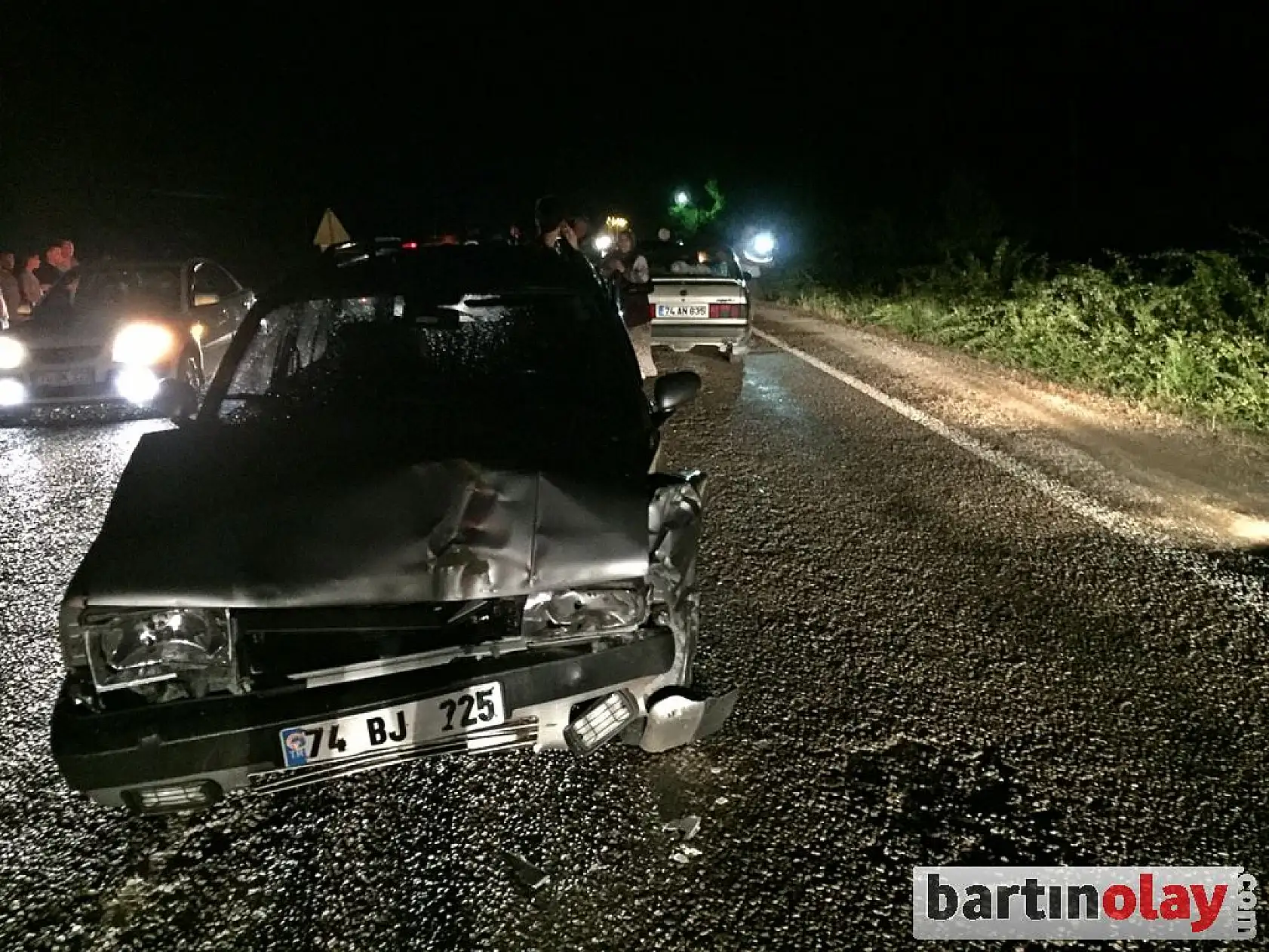 4 aracın birbirine girdiği kazada ilginç detay!
