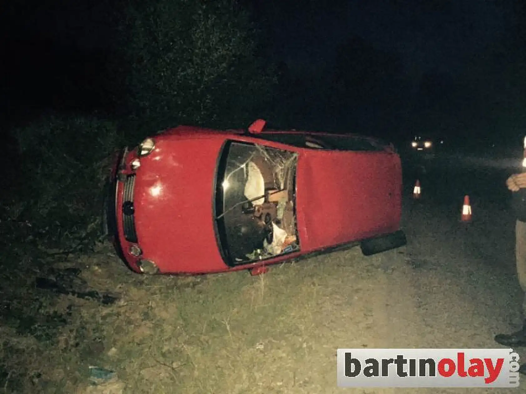 Otomobil takla attı