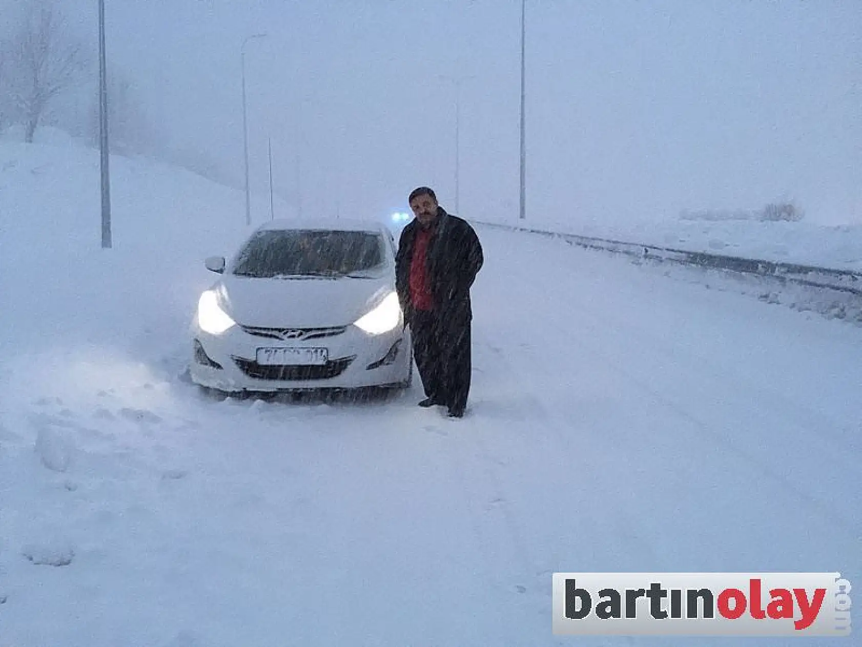 Bartın'da yoğun kar ve tipi 