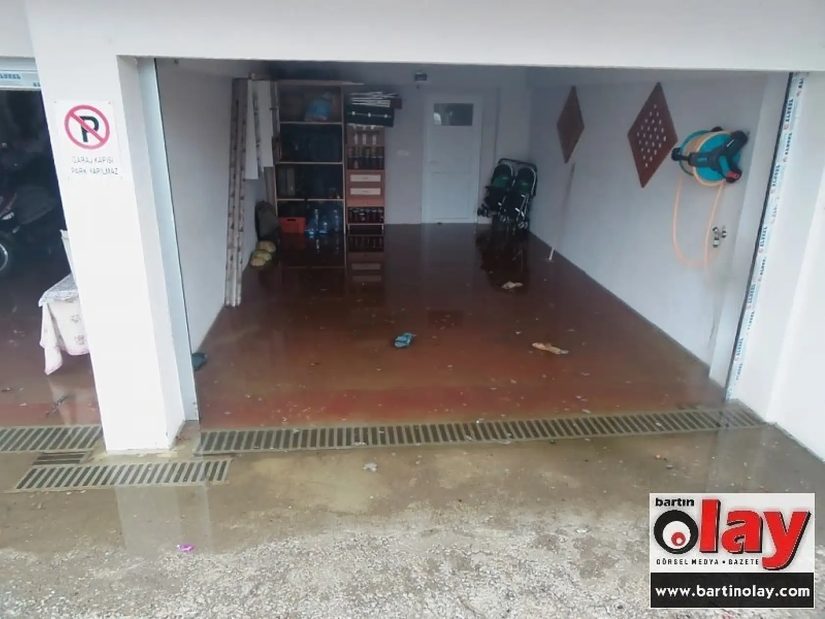 Kozcağız'da Eriyen Kar Sel Getirdi