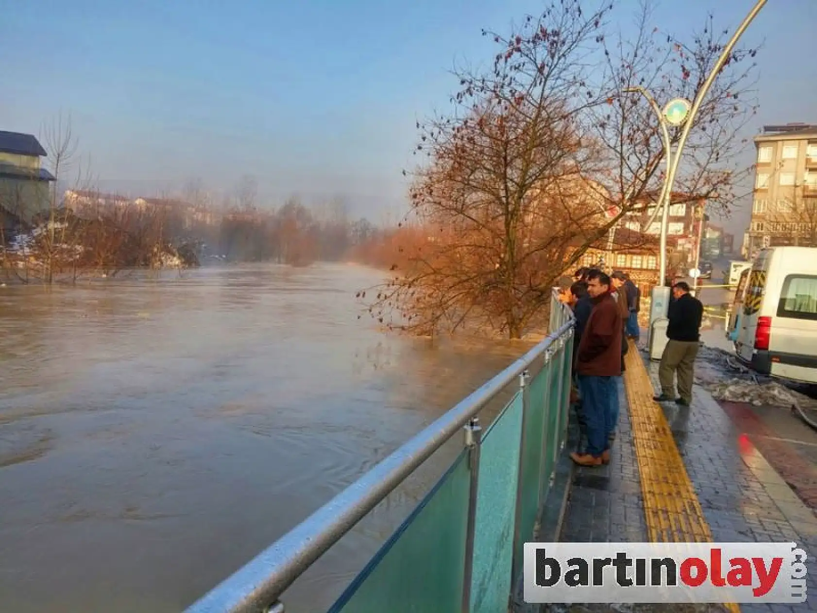 Bartın ırmağında tehlikeli yükseliş