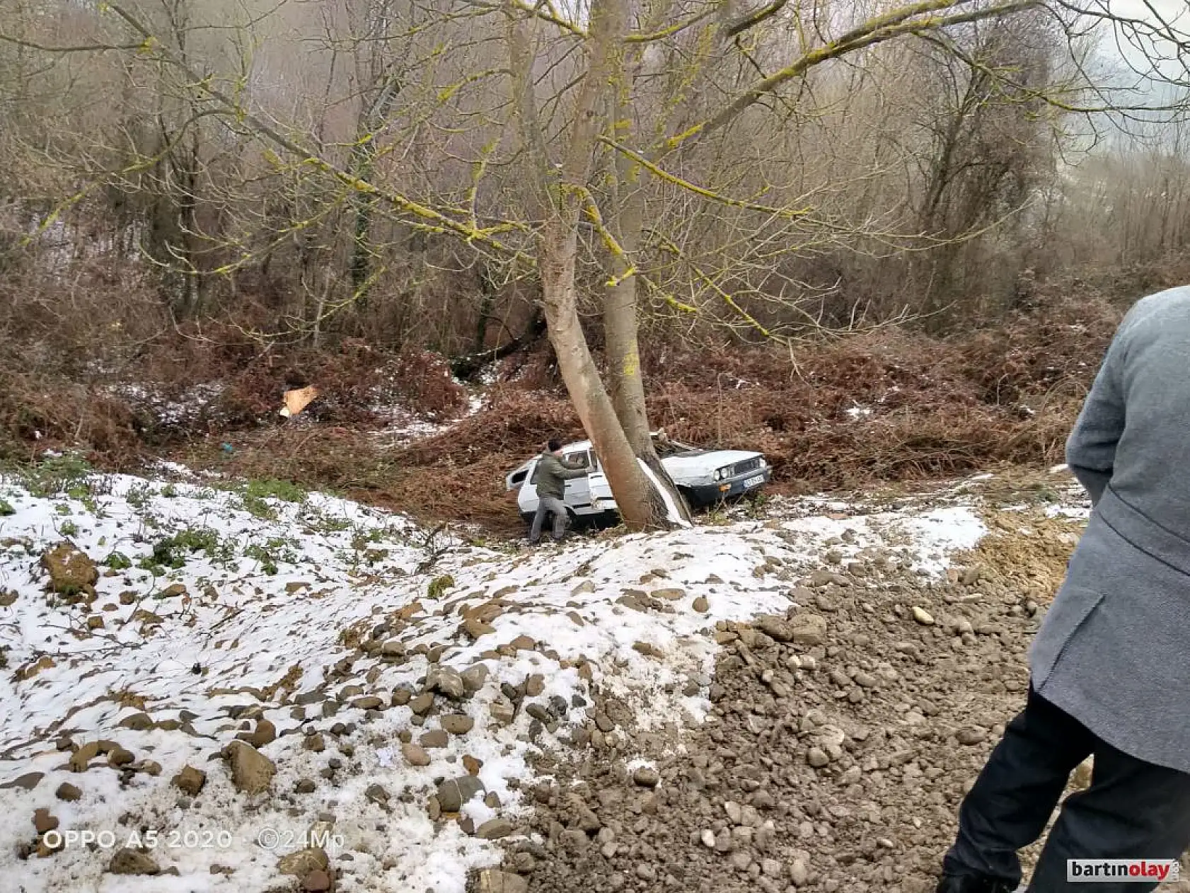 Takla atarak uçuruma yuvarlandı