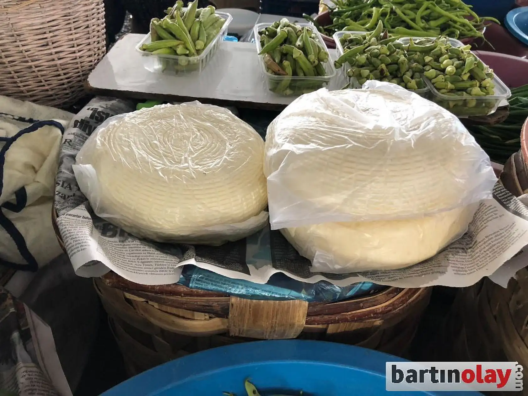 Galla pazarında sebze bolluğu