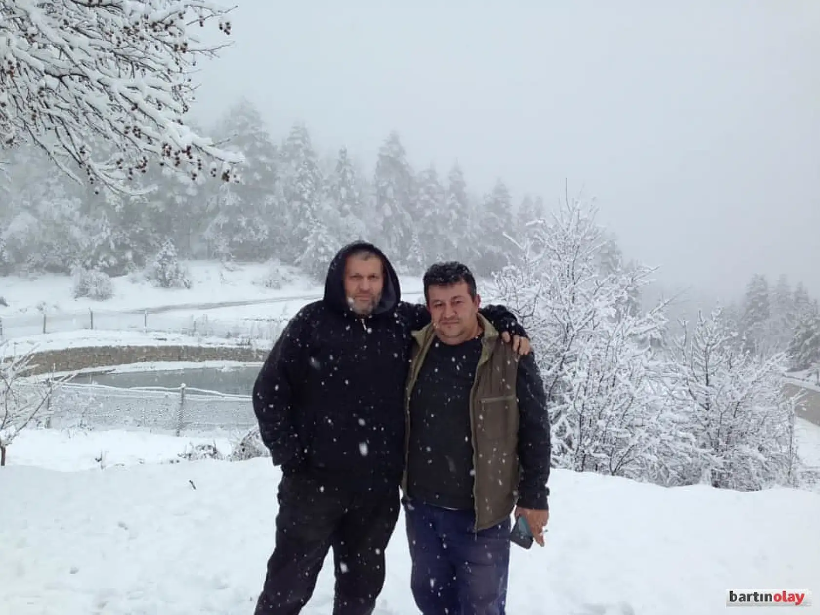 Ahmetusta geçidinde kar etkili oluyor