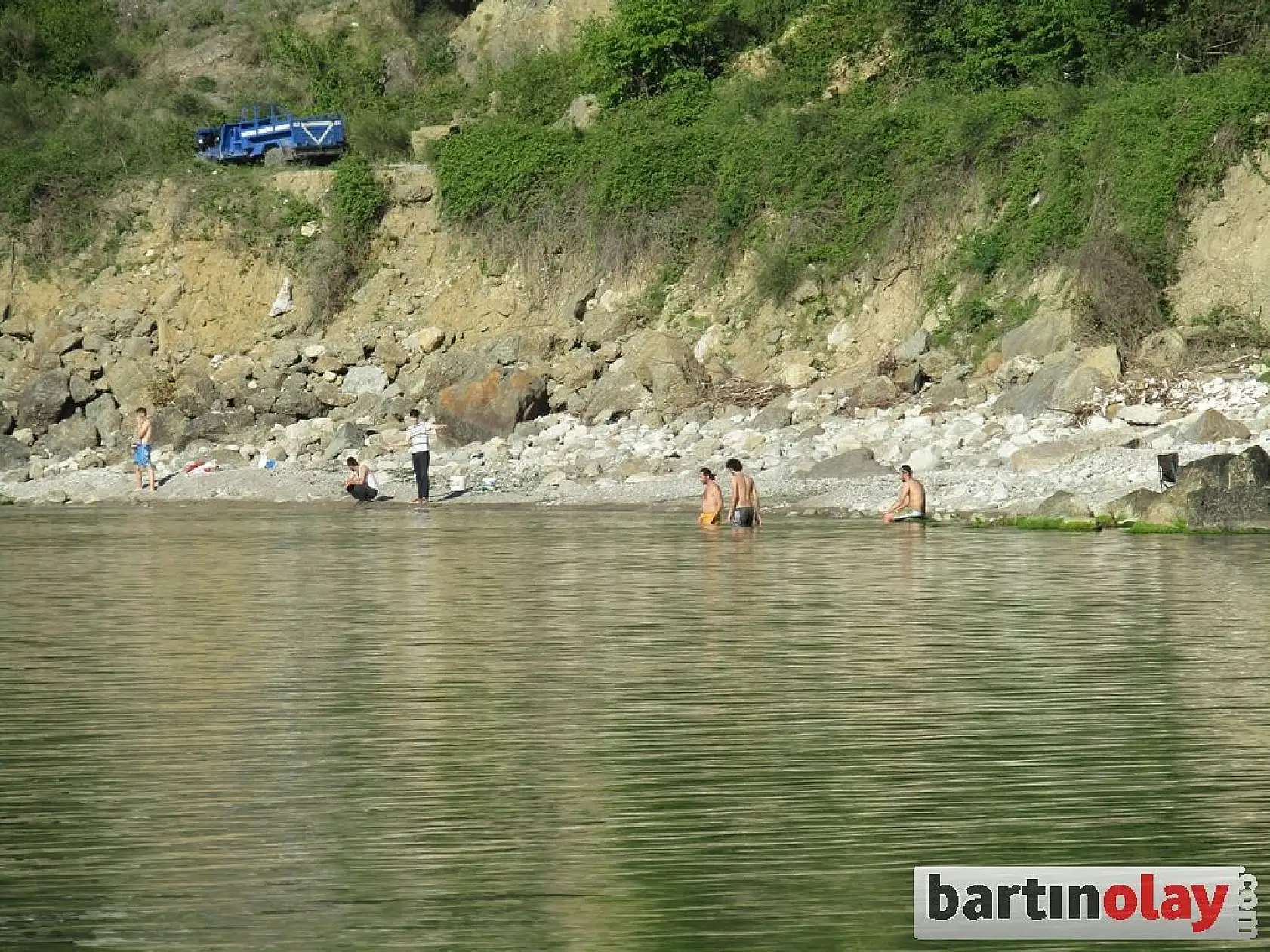 Amasra'da deniz sezonu erken açıldı
