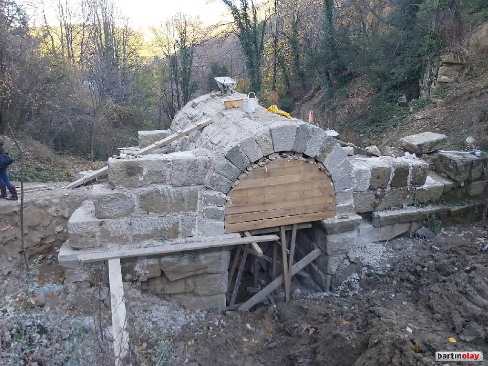 Amasra Kemerdere köprüsü restore ediliyor