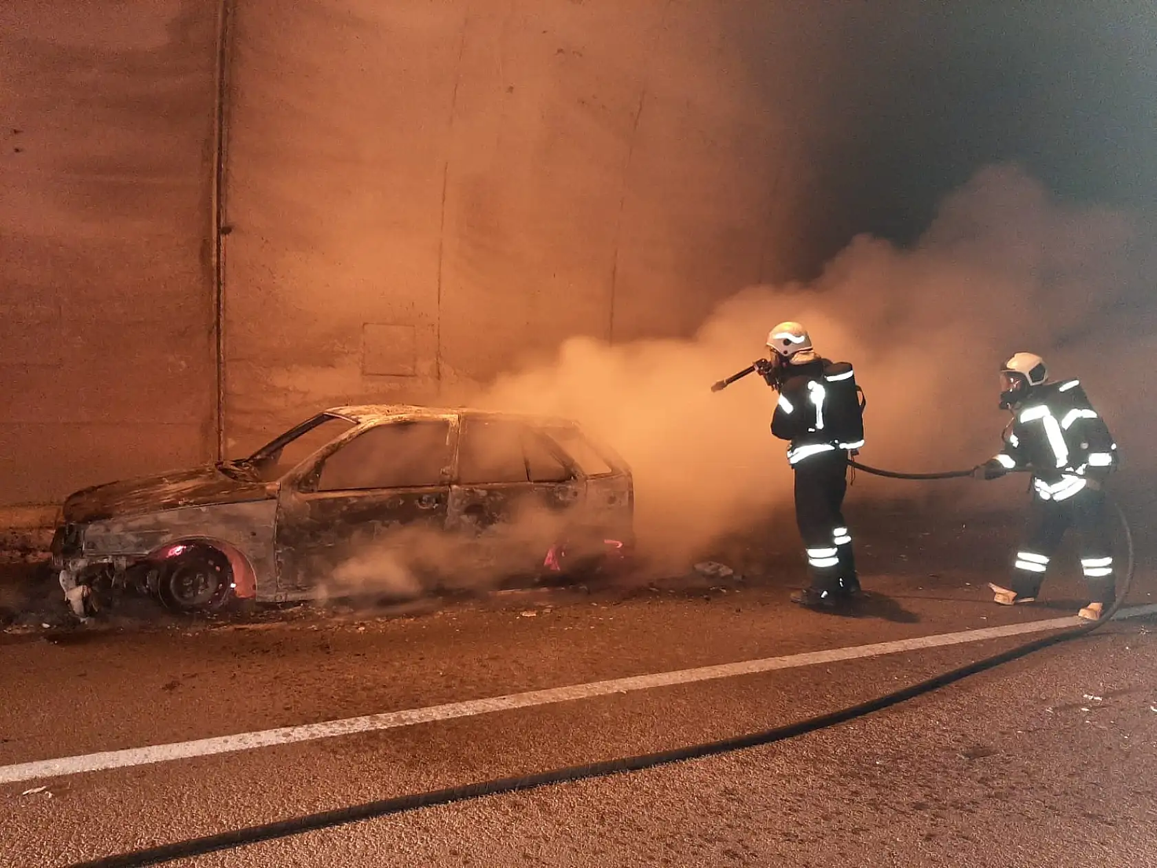 Amasra tünelinde araç yangını