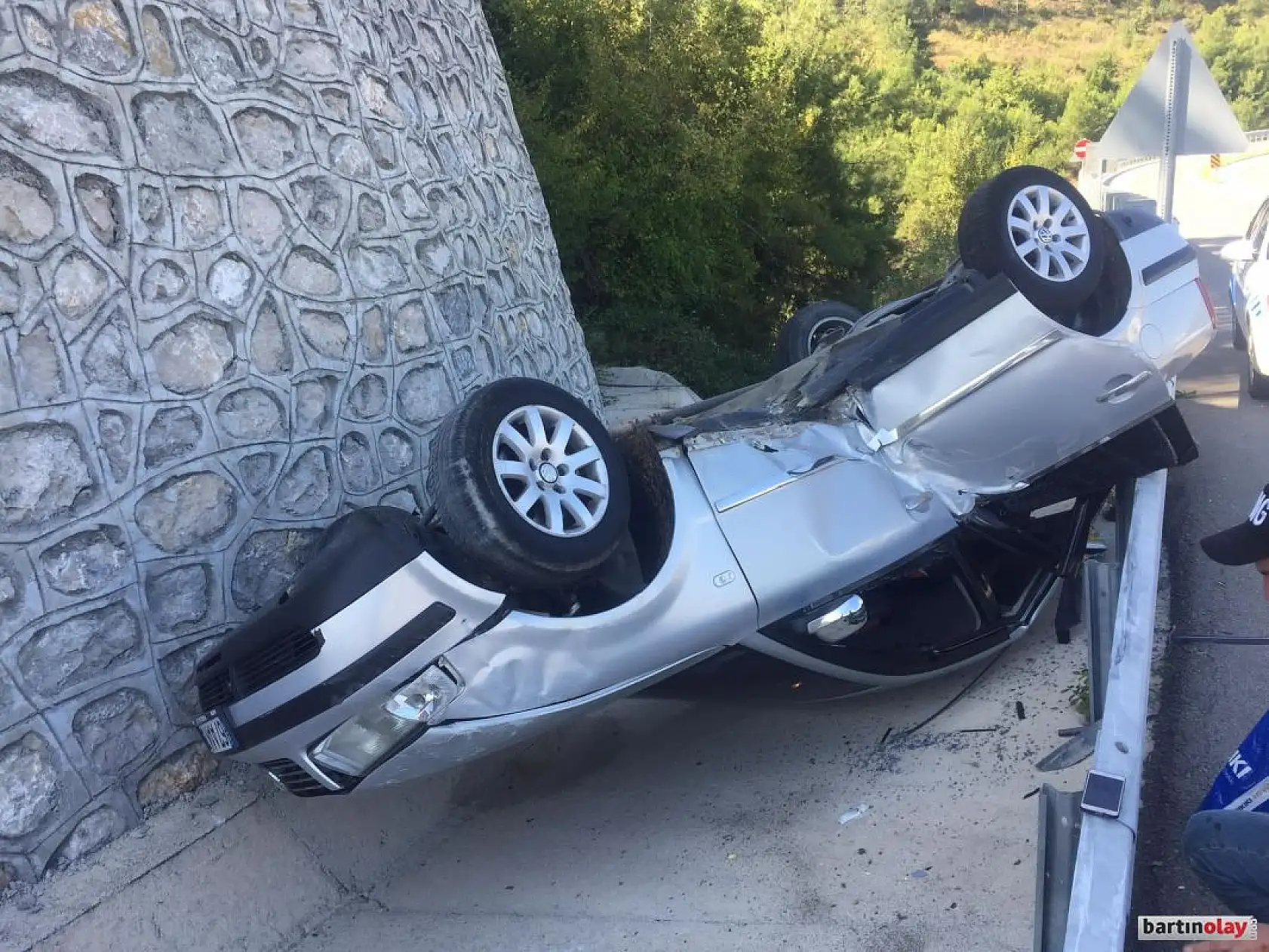 Amasra yolunda takla attı