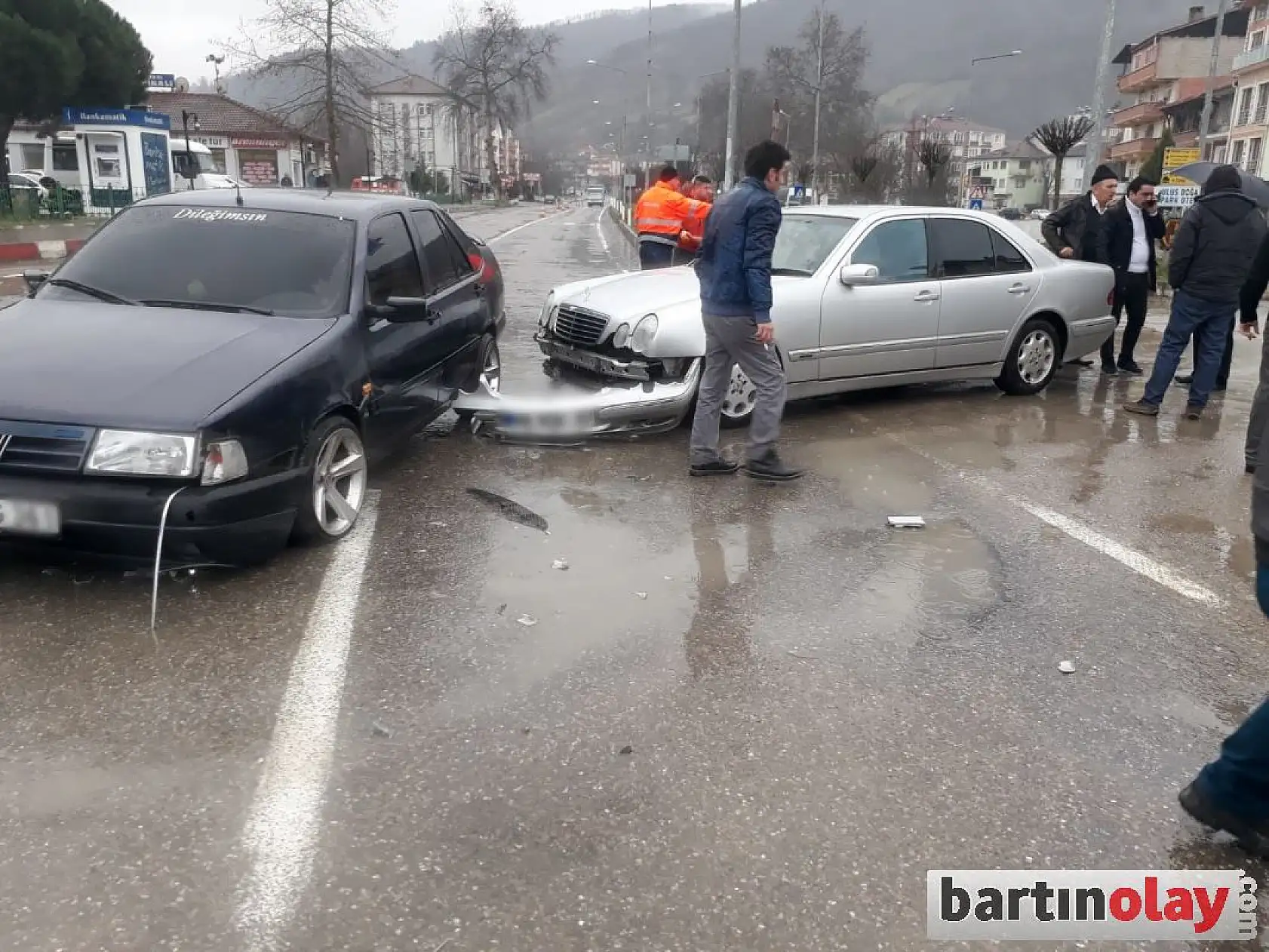 Bartın Abdipaşa yolunda 2 kaza