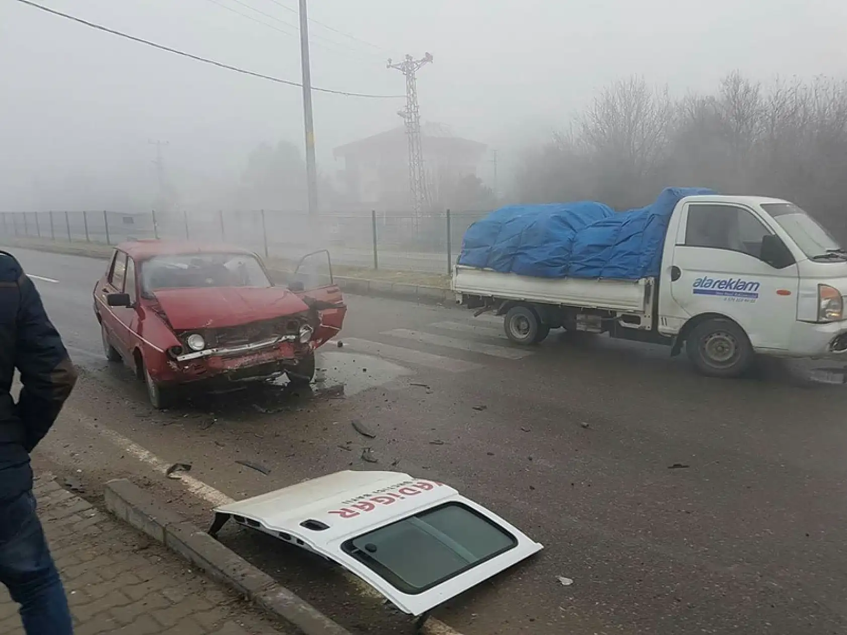 Bartın'da araçlar birbirine girdi