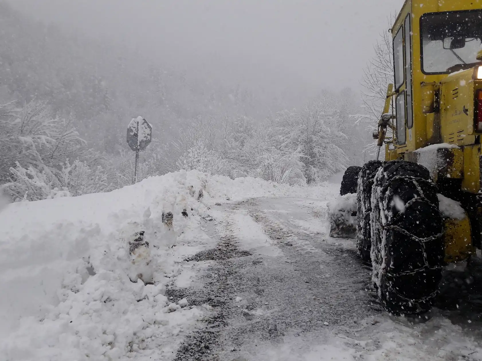 Bartın'da beklenen kar etkisini gösterdi
