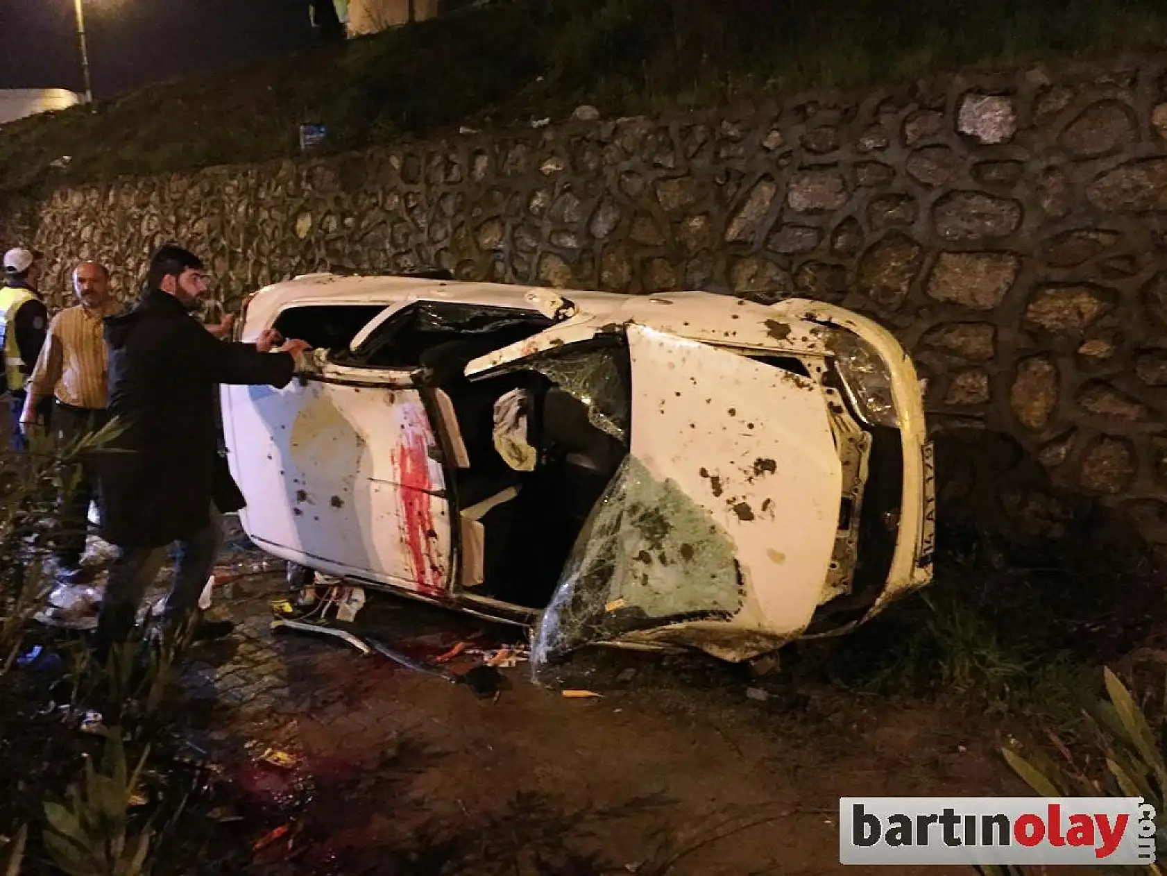 Bartın'da feci kaza, 1 ölü 2 yaralı