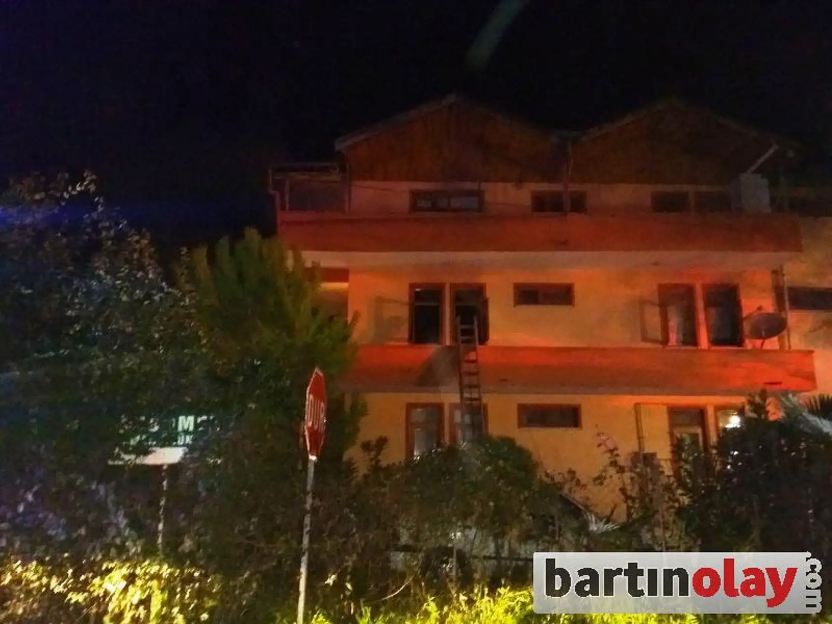 Bartın'da gece yarısı yangın! 