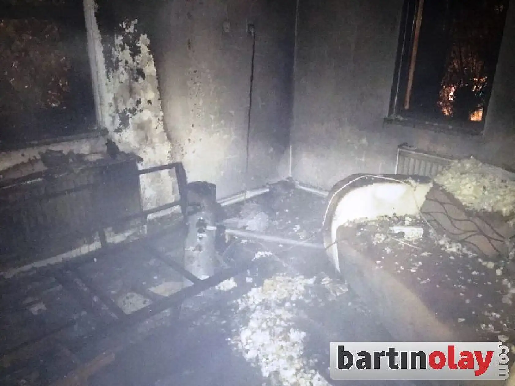 Bartın'da gece yarısı yangın! 