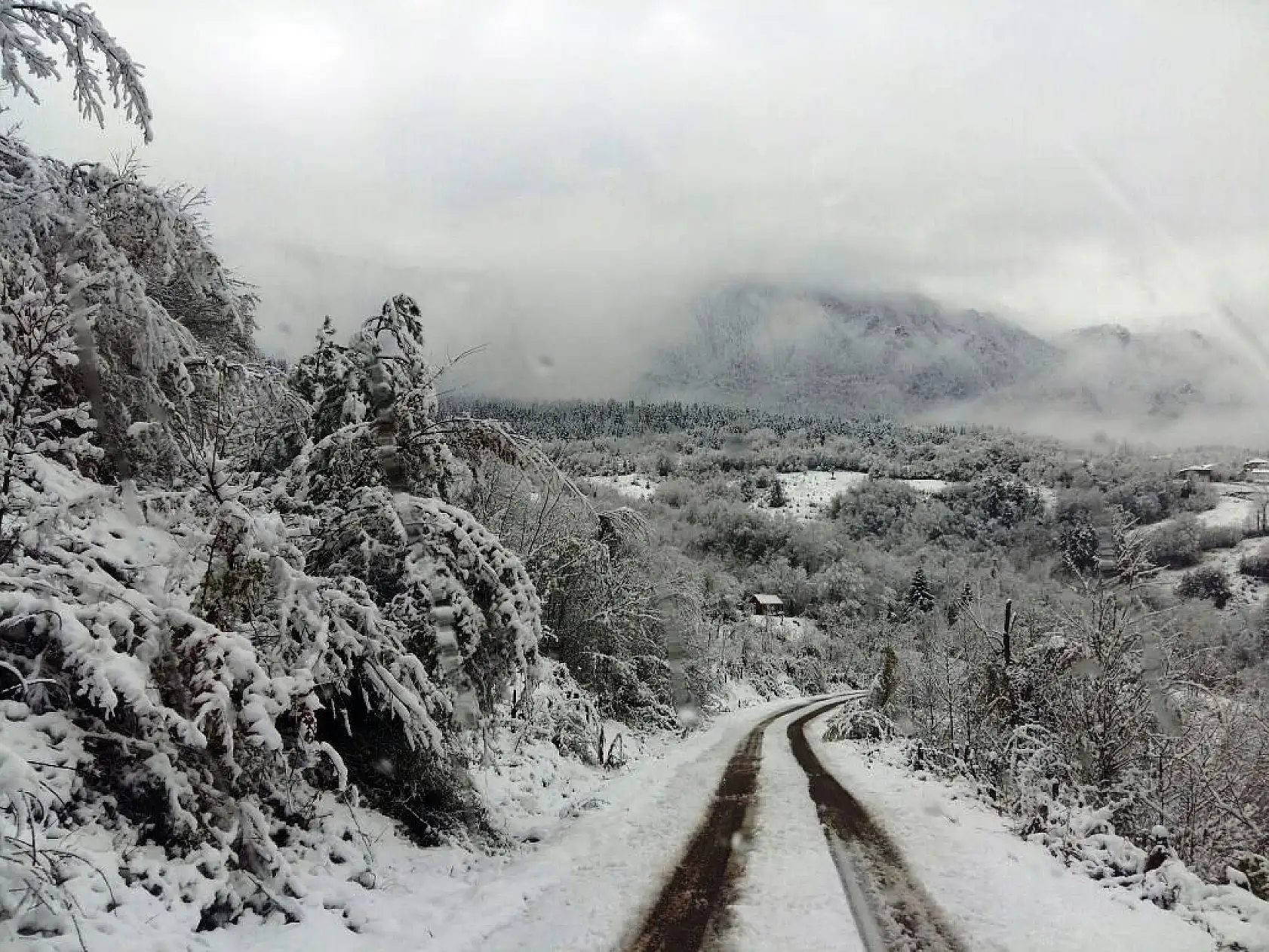 Bartın'dan kartpostallık kar manzaraları