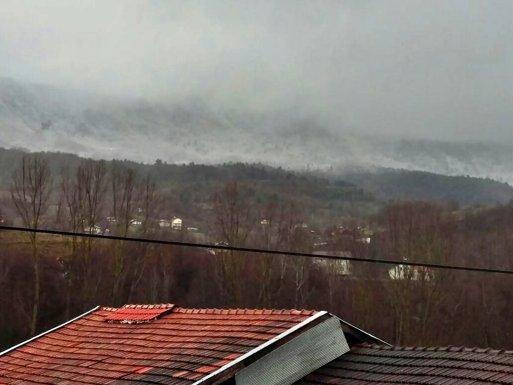 Beklenen kar yüksek kesimlere yağdı