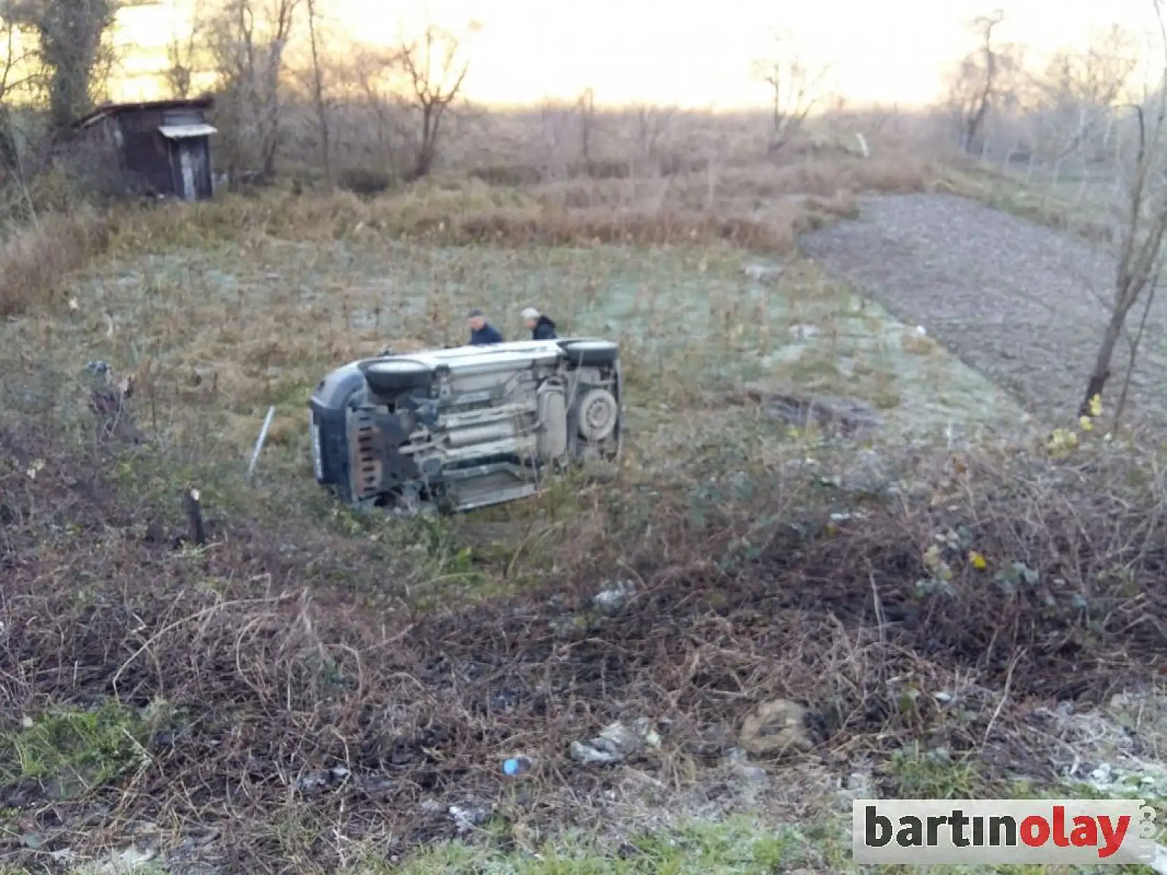 Buzlu yollarda kayan kayana