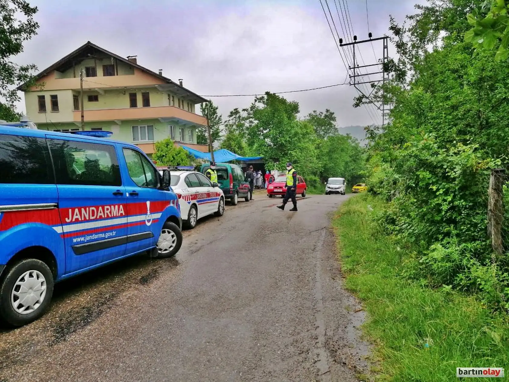 Celal Hoca ve gelini son yolculuğuna uğurlandı