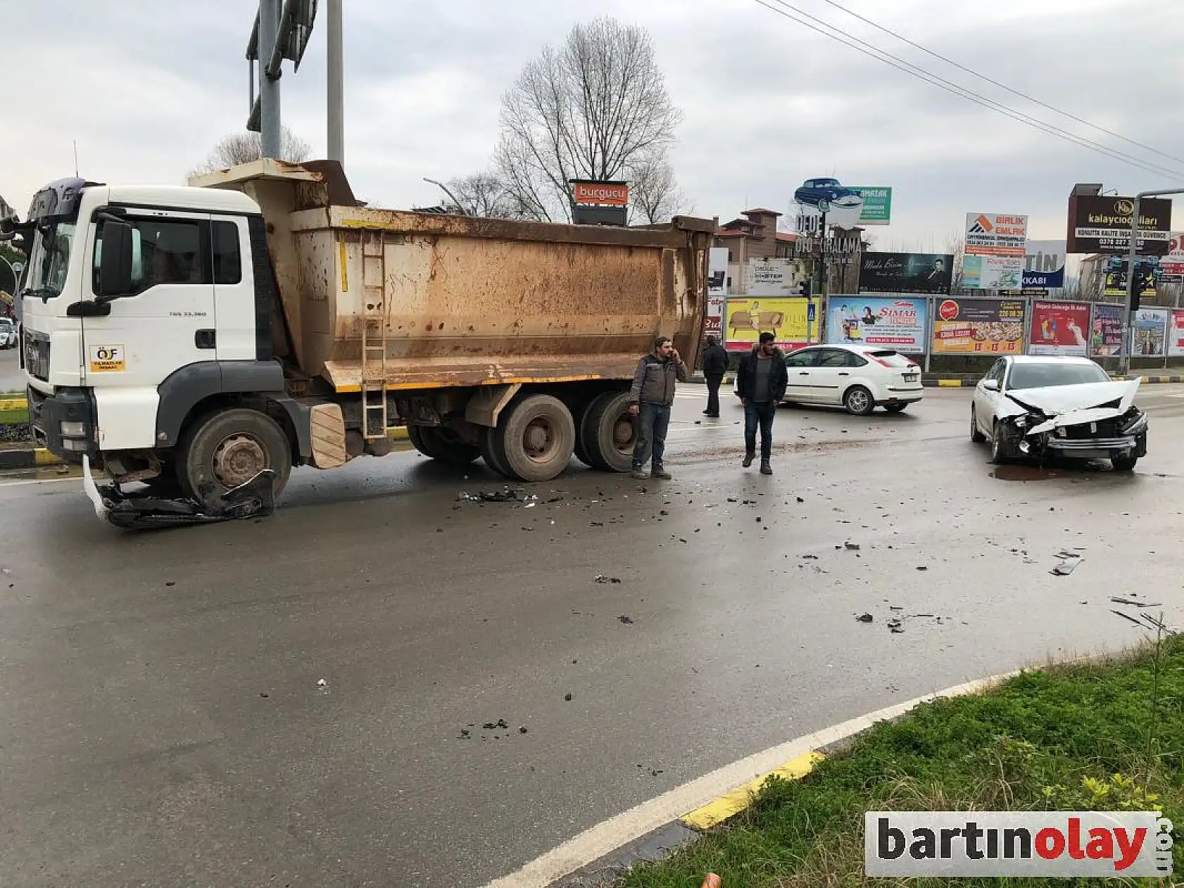 Çatmaca kavşağında çarpışma