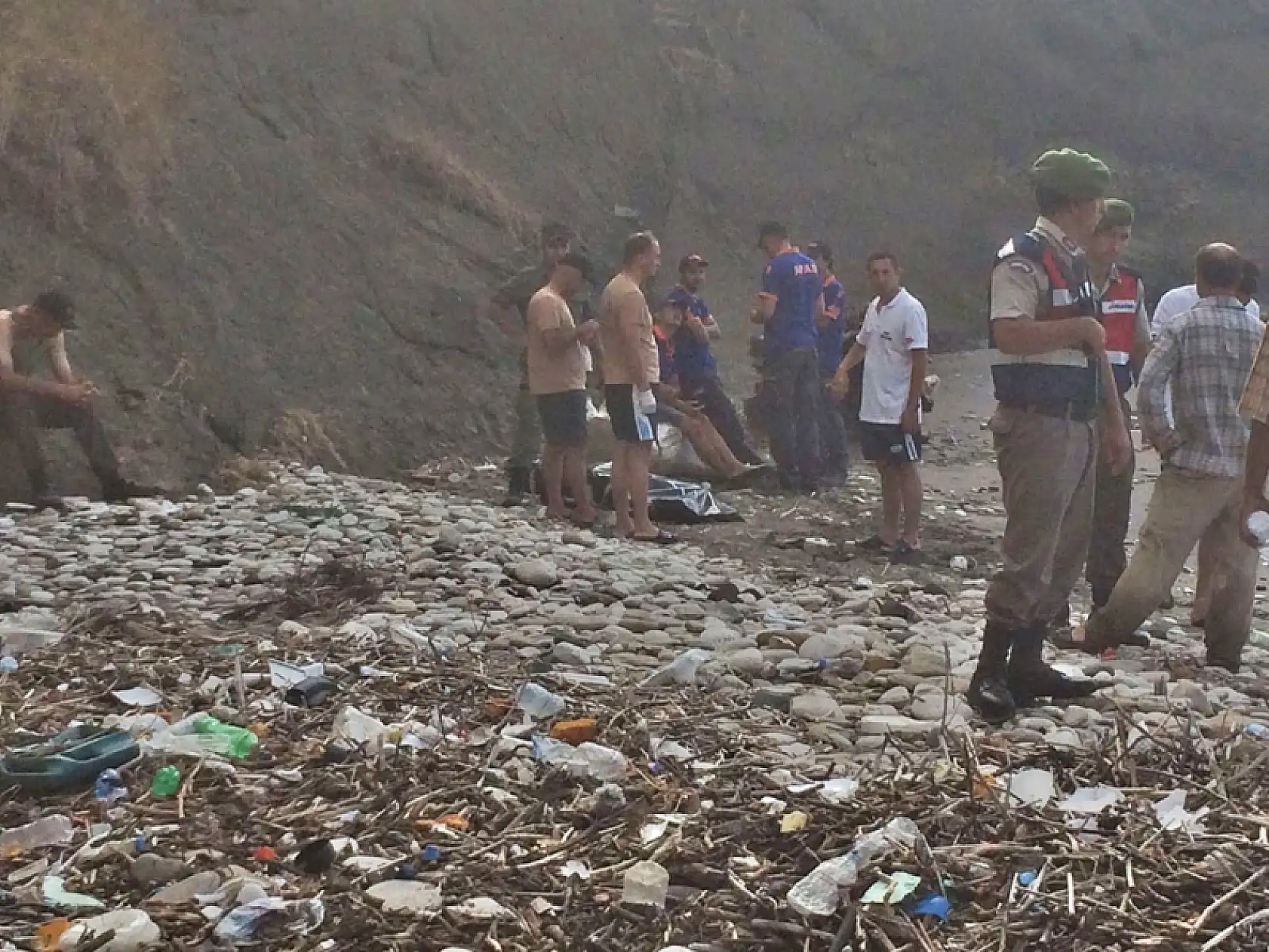 Denizde kaybolan genç aranıyor