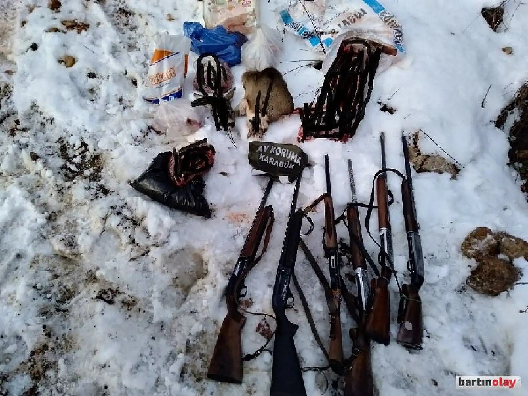 Derisini yüzüp çantaya koymuşlar