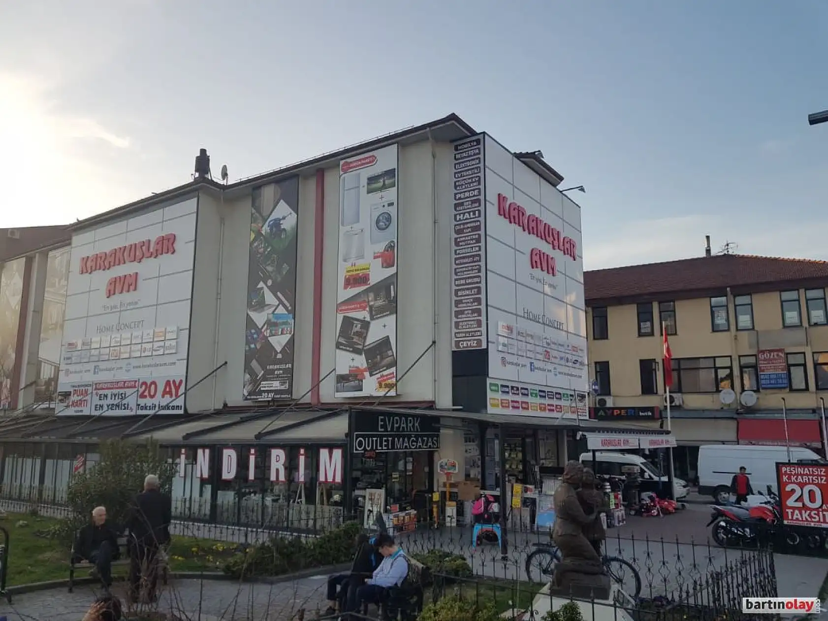 Evinizin tüm ihtiyaçları Karakuşlar AVM'de