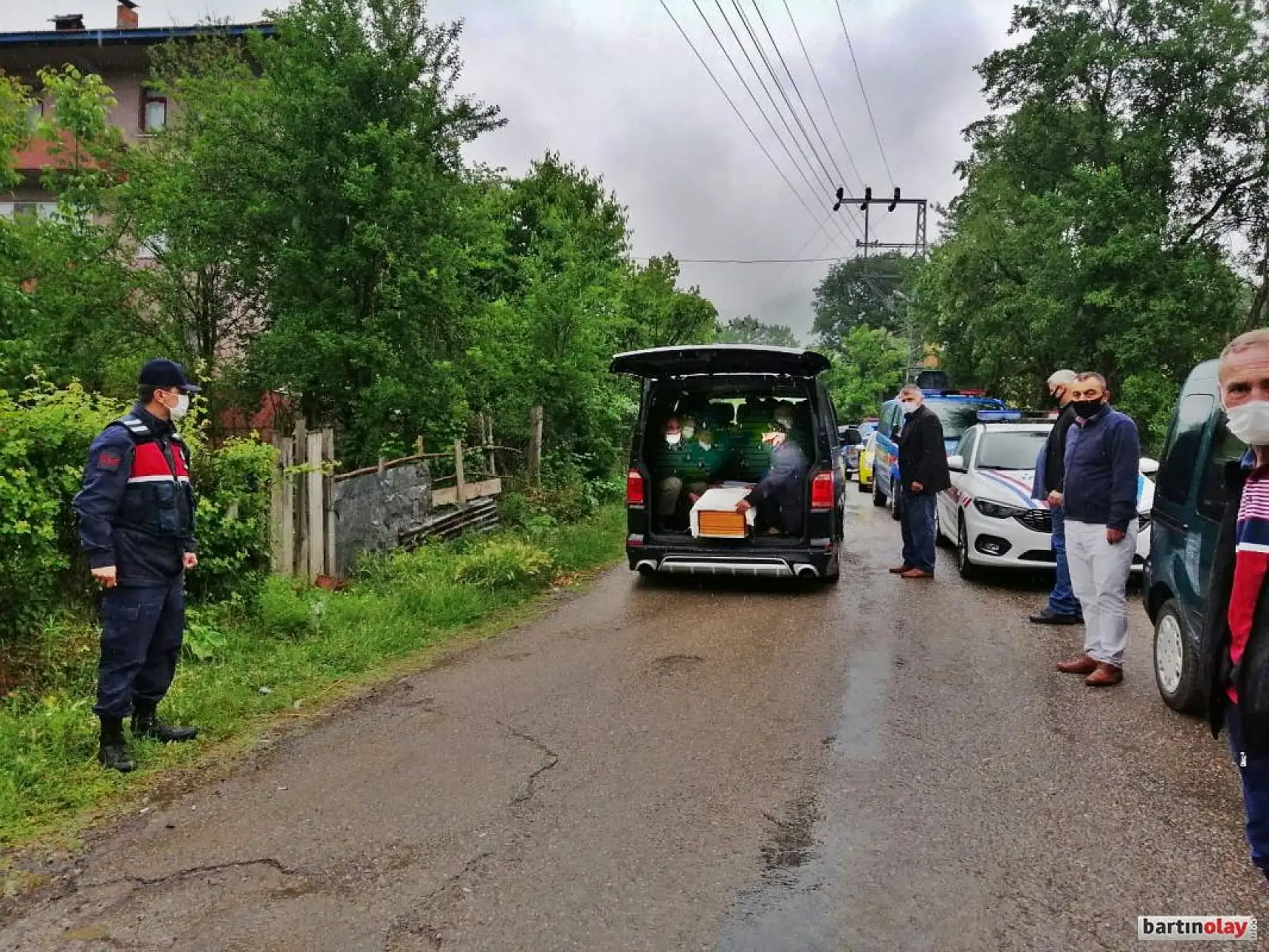 Celal Hoca ve gelini son yolculuğuna uğurlandı