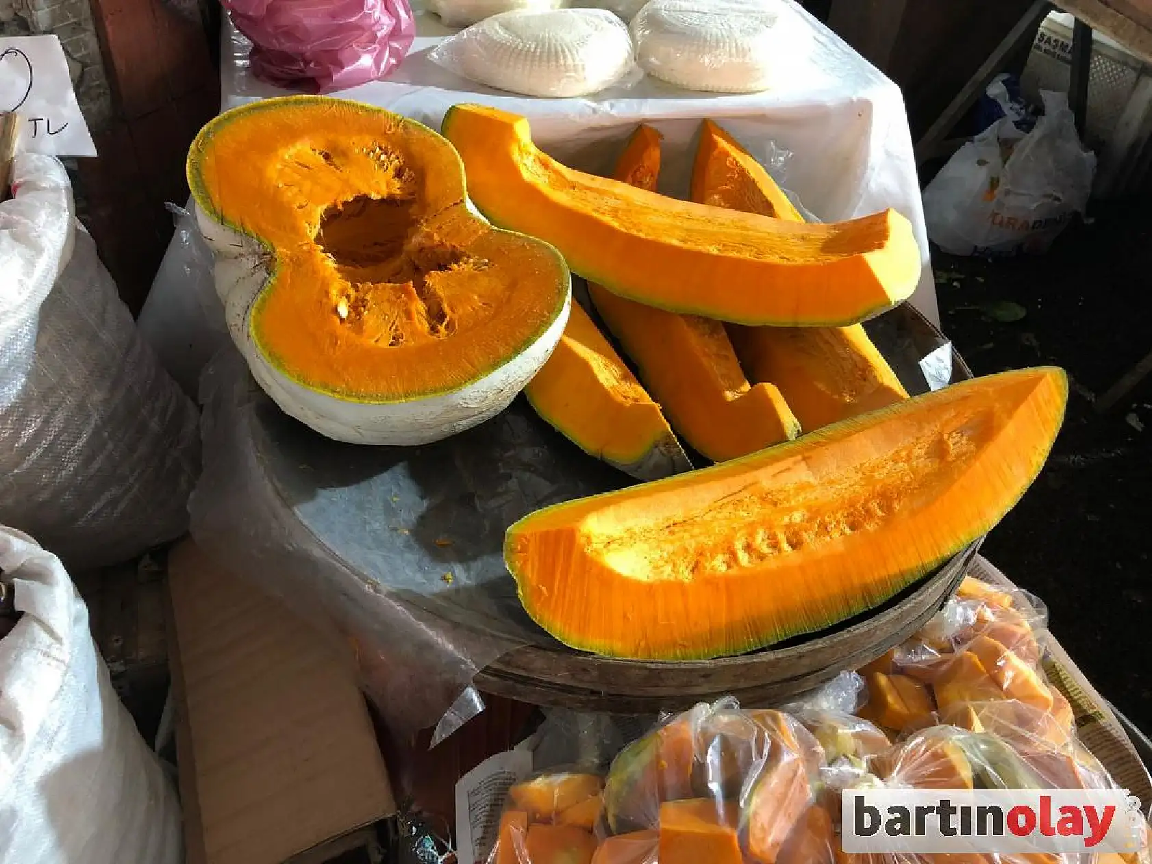 Galla pazarında çeşit bol ama...