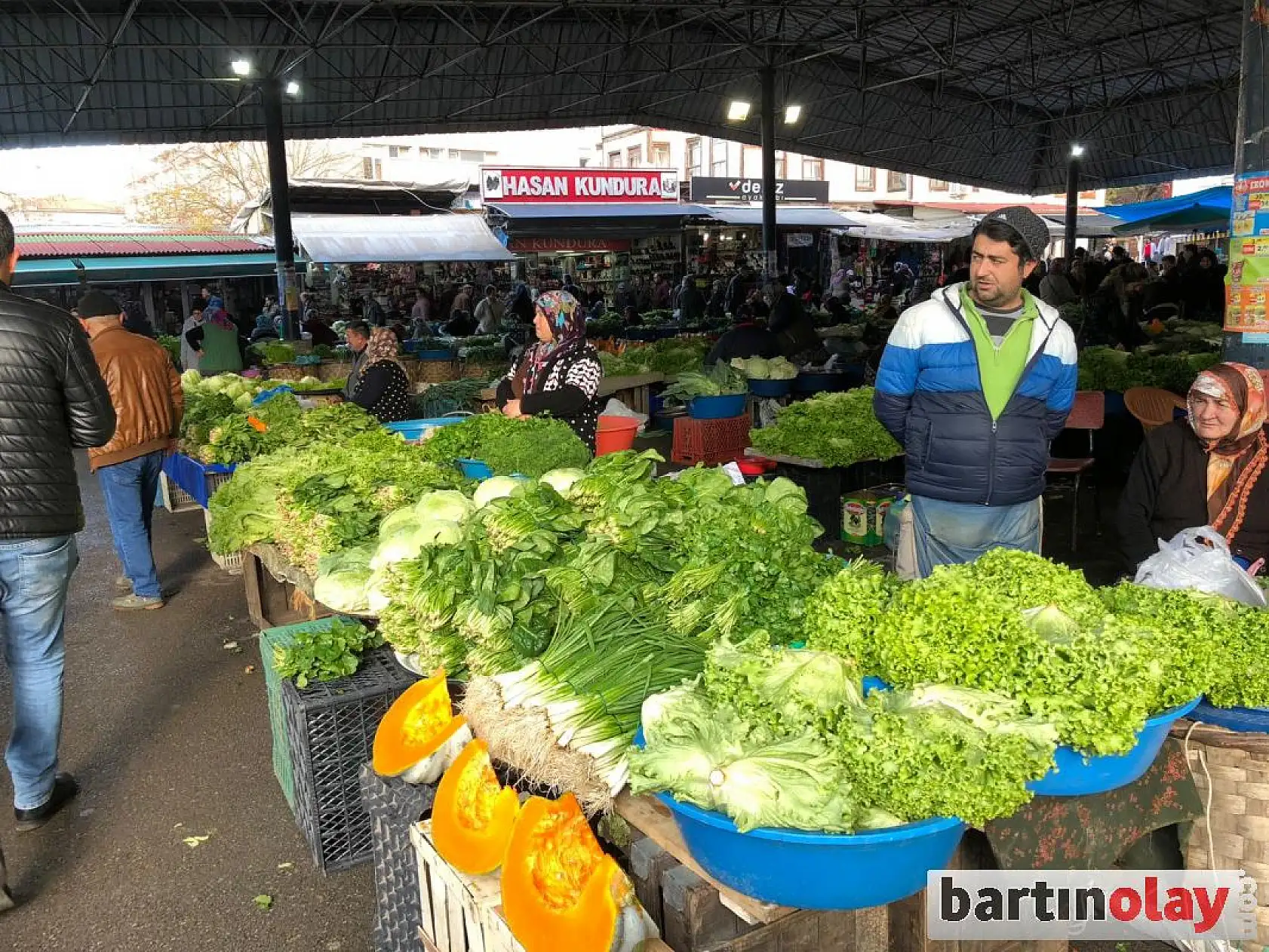 Galla pazarında çeşit bol ama...