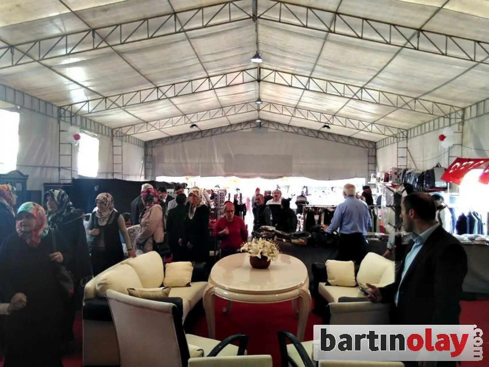 Hayır Çarşısı dualarla açıldı