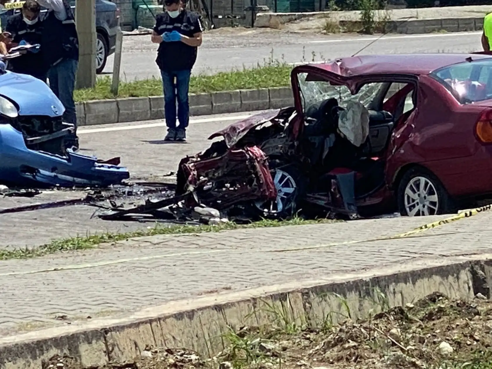 Terminal yolunda feci kaza