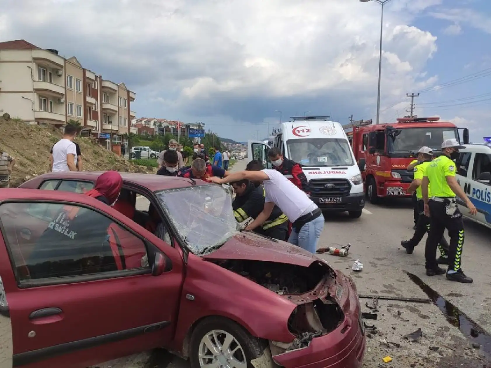 Terminal yolunda feci kaza