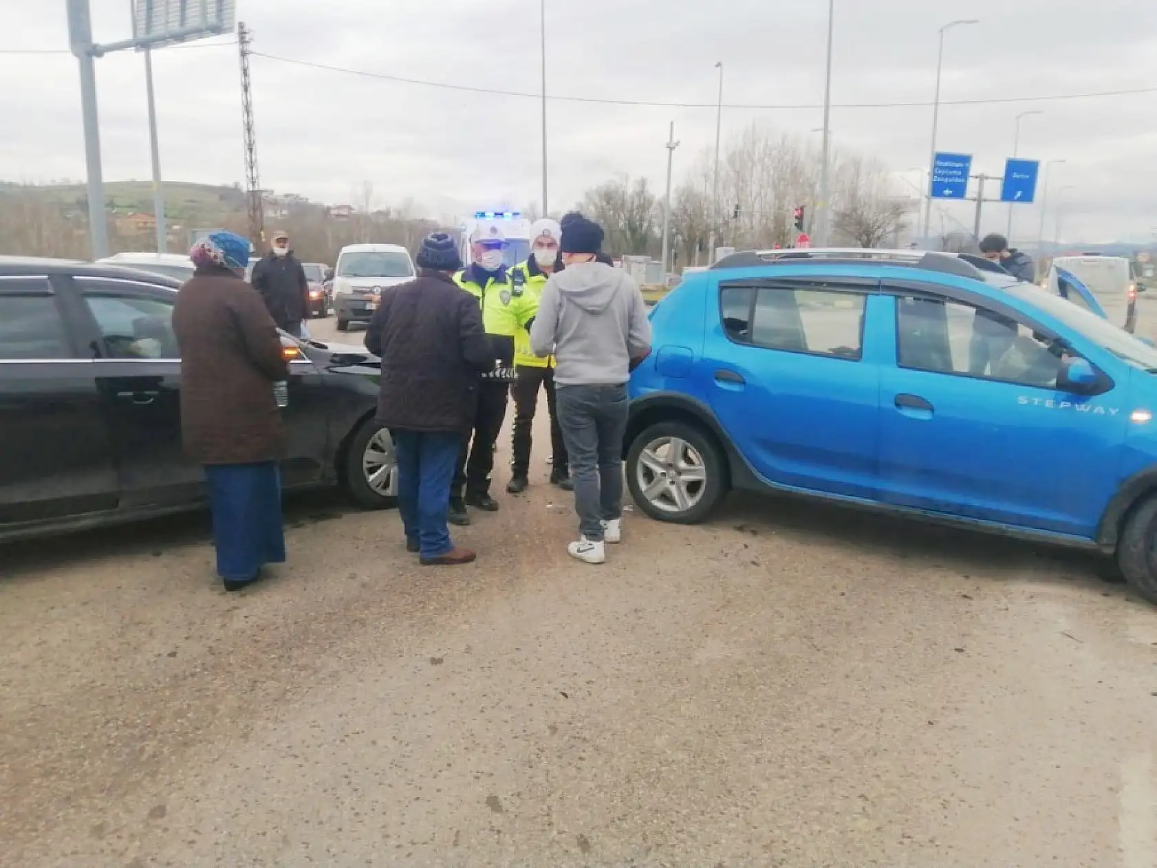 Terminal kavşağında kaza