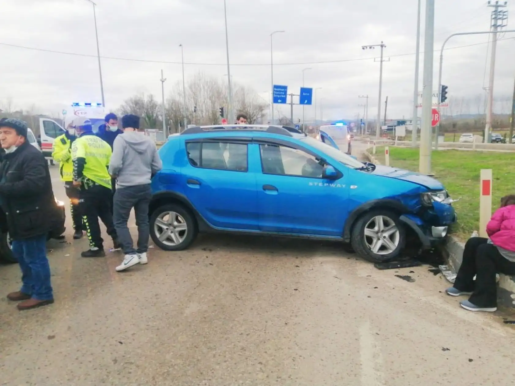 Terminal kavşağında kaza