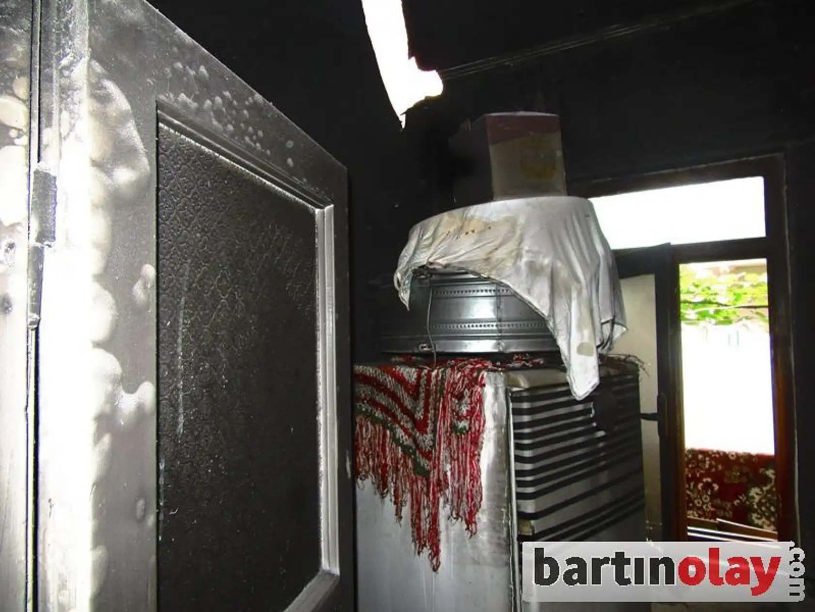 Kaynarca'da korkutan yangın