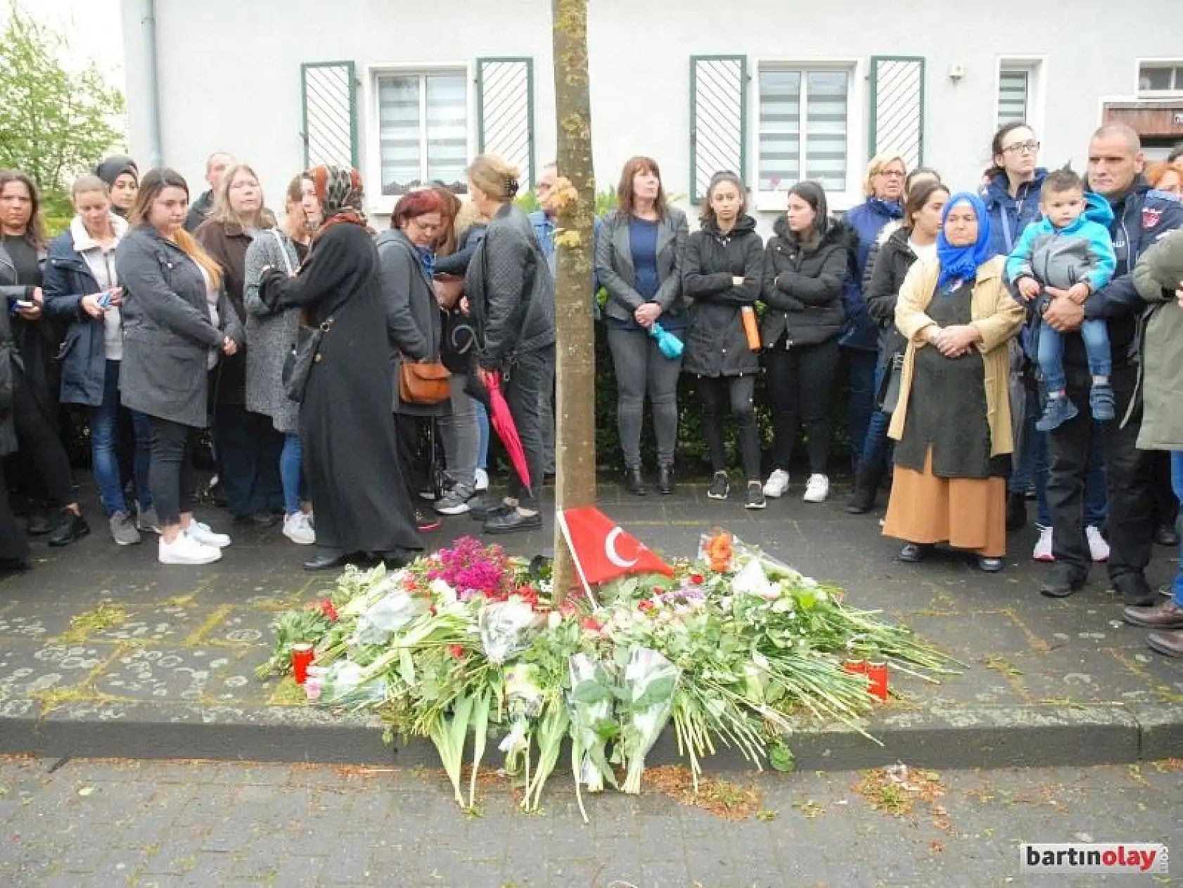 Kaza yerinde hüzünlü tören