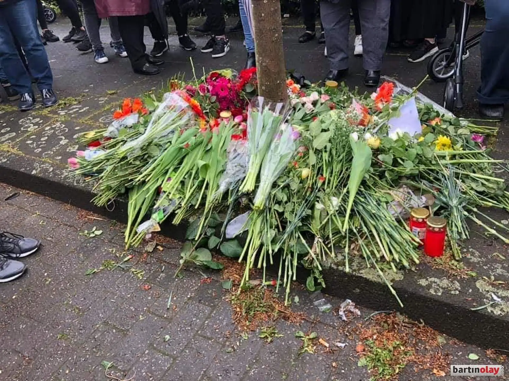 Kaza yerinde hüzünlü tören