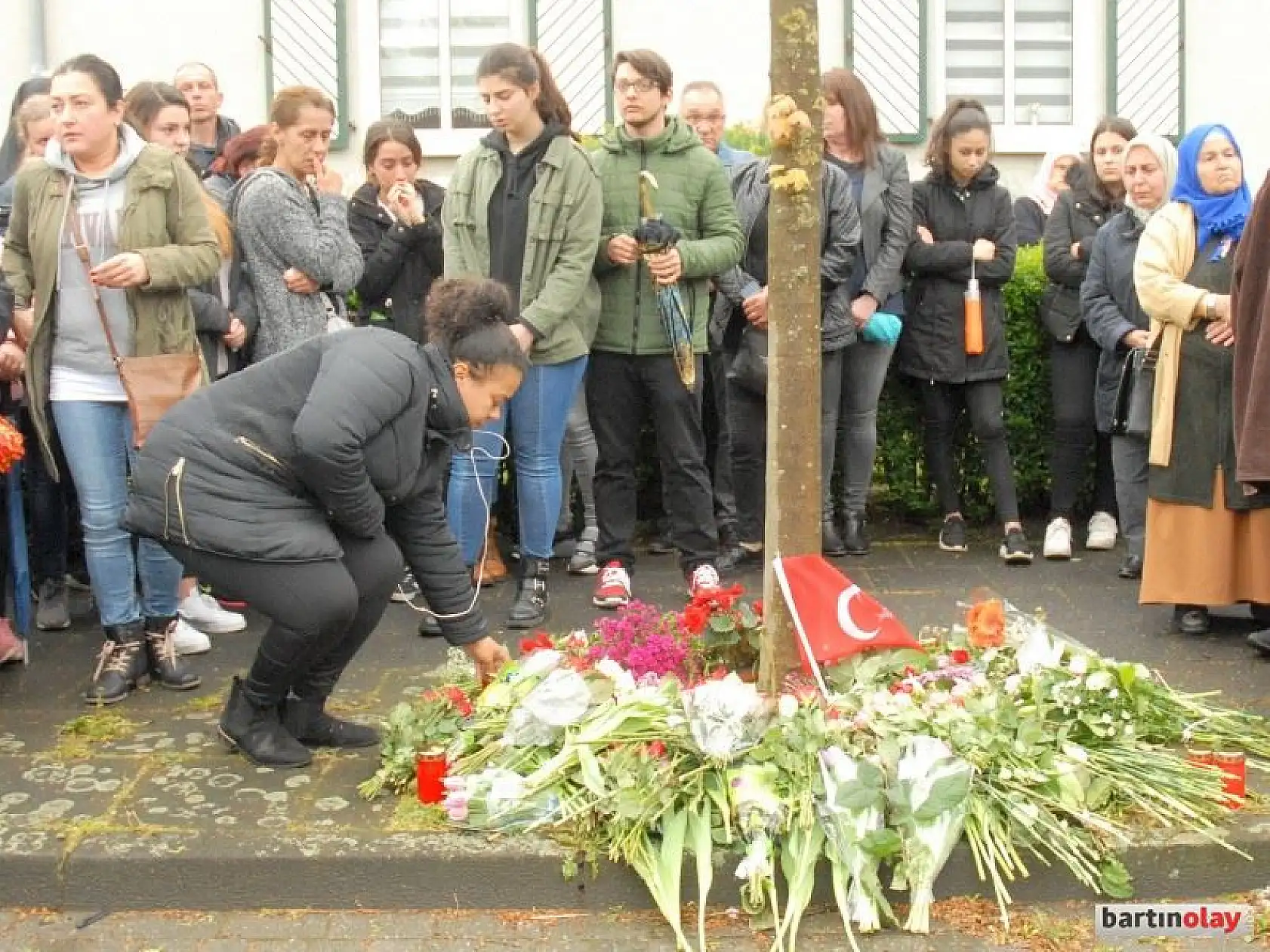 Kaza yerinde hüzünlü tören