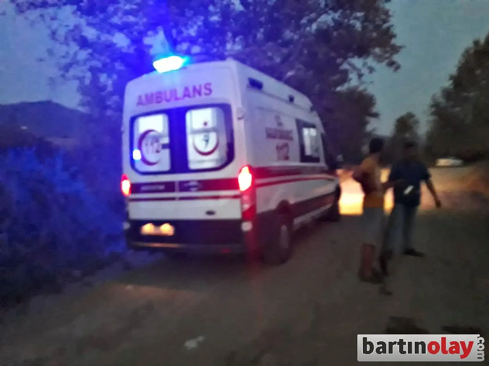 Kontrolden çıkan araç ters döndü