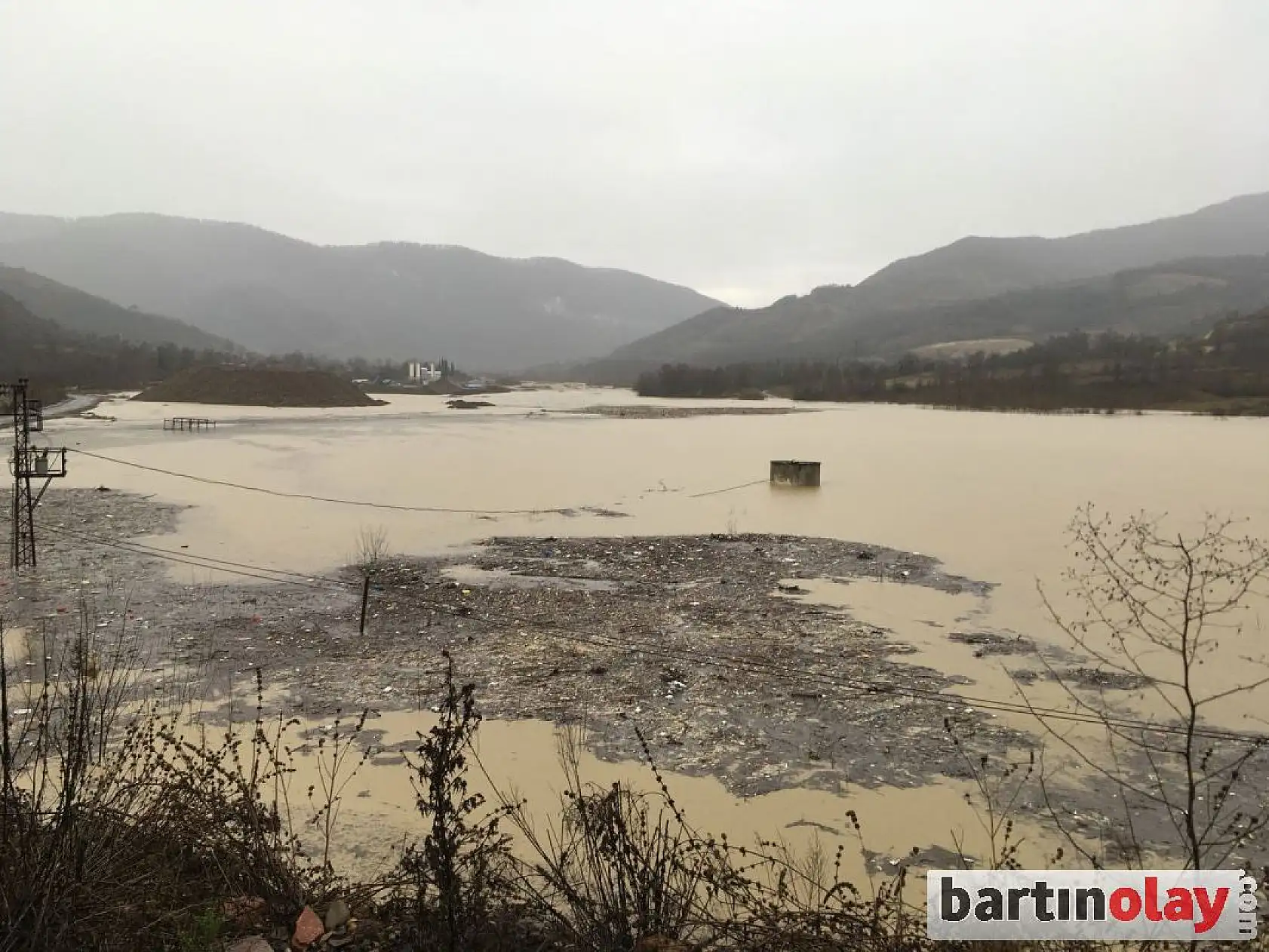 Kozcağız'da Belediye Ekipleri Teyakkuzda