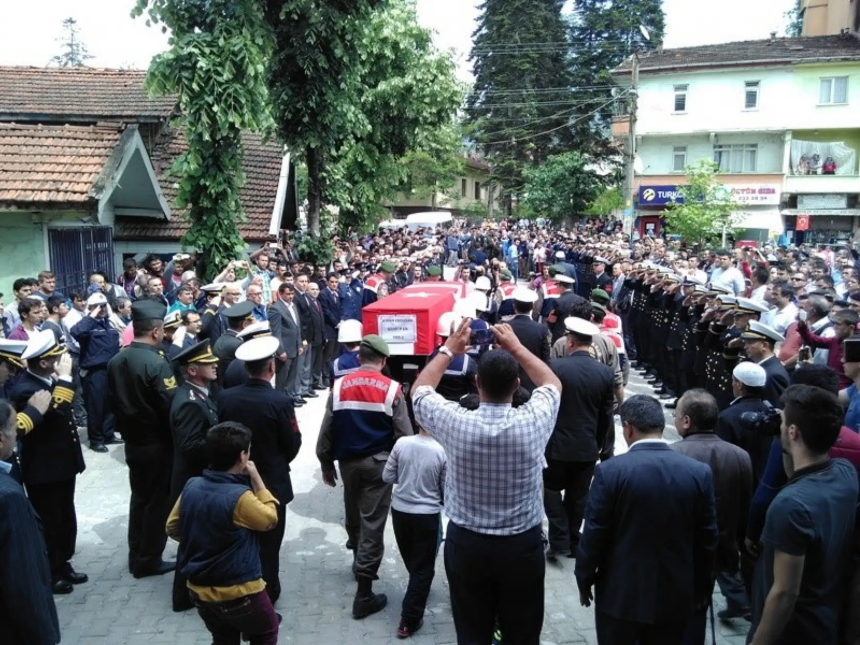 Kozcağız Şehidini tekbirlerle uğurladı