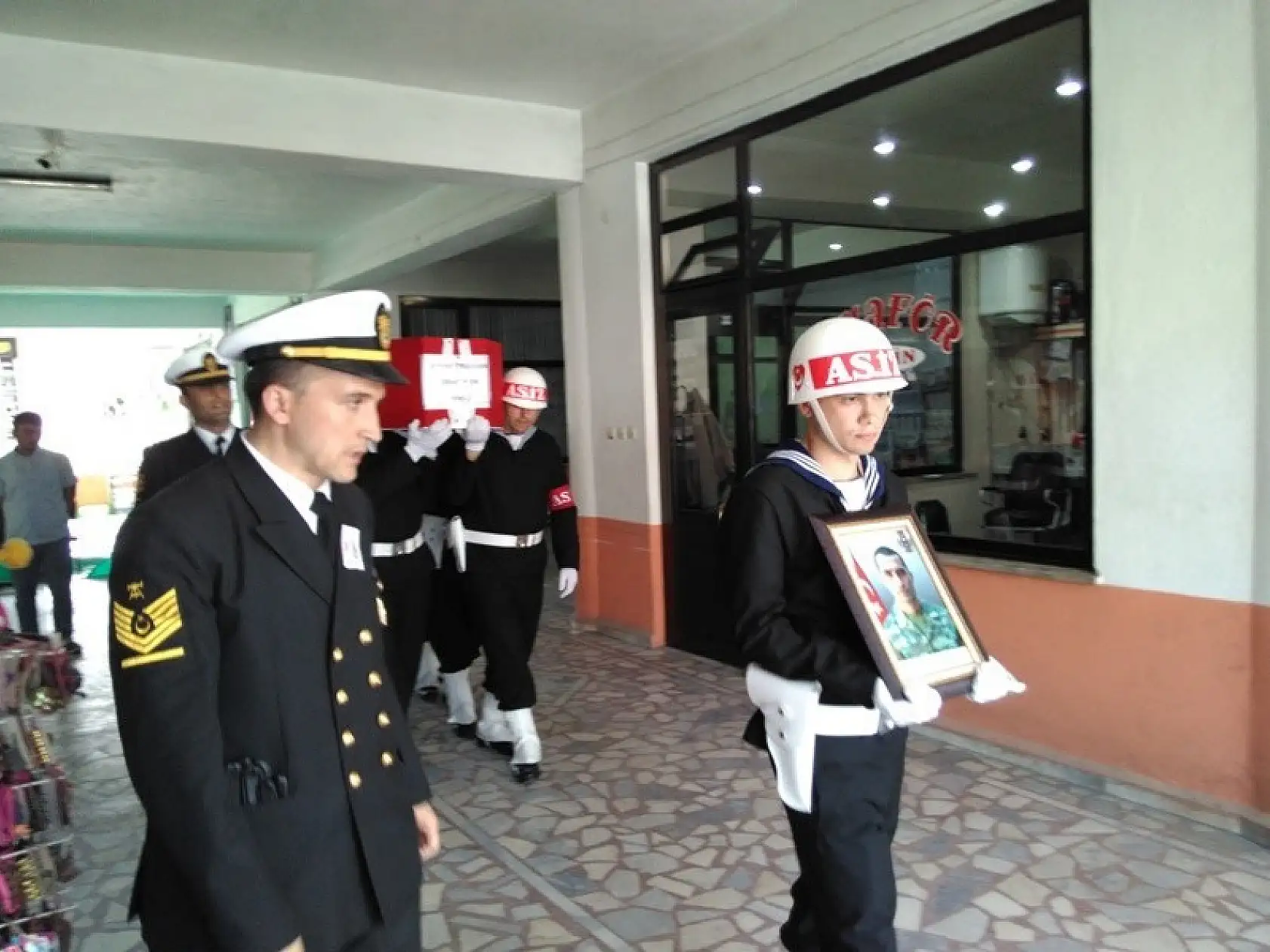 Kozcağız Şehidini tekbirlerle uğurladı