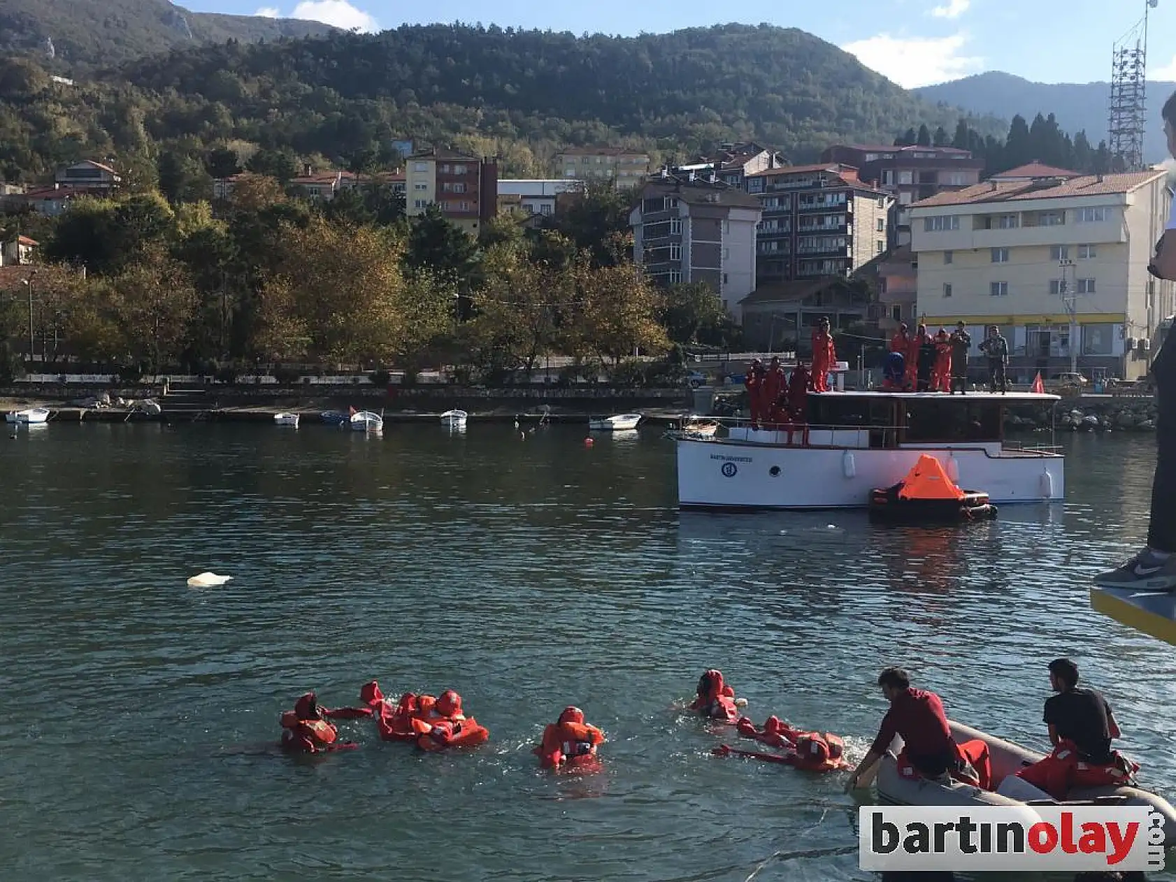 Kurucaşile limanında hareketli dakikalar