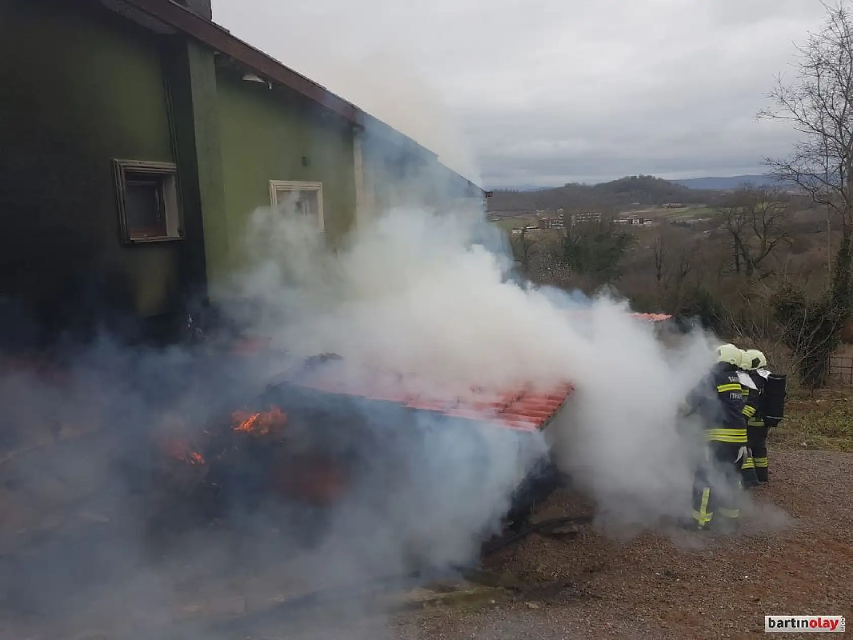 Odunlukta yangın çıktı