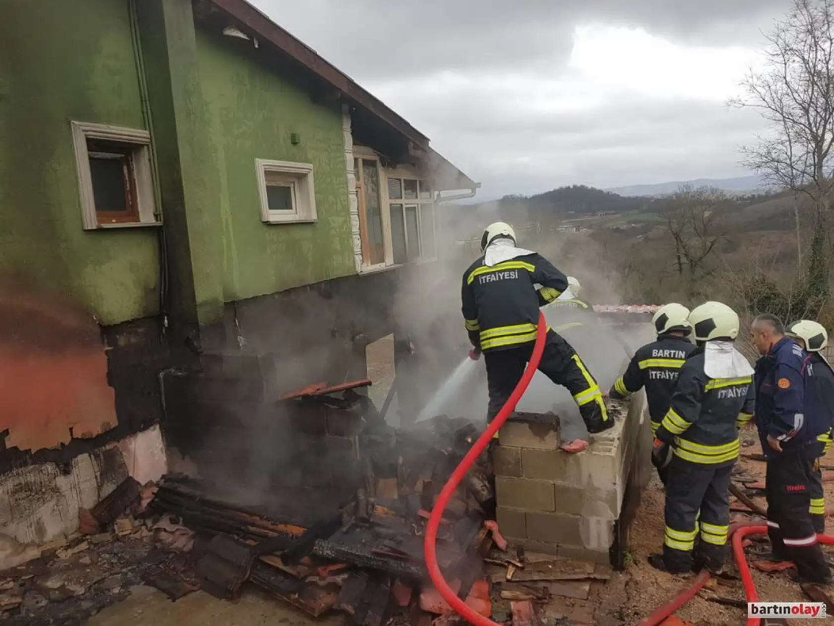 Odunlukta yangın çıktı