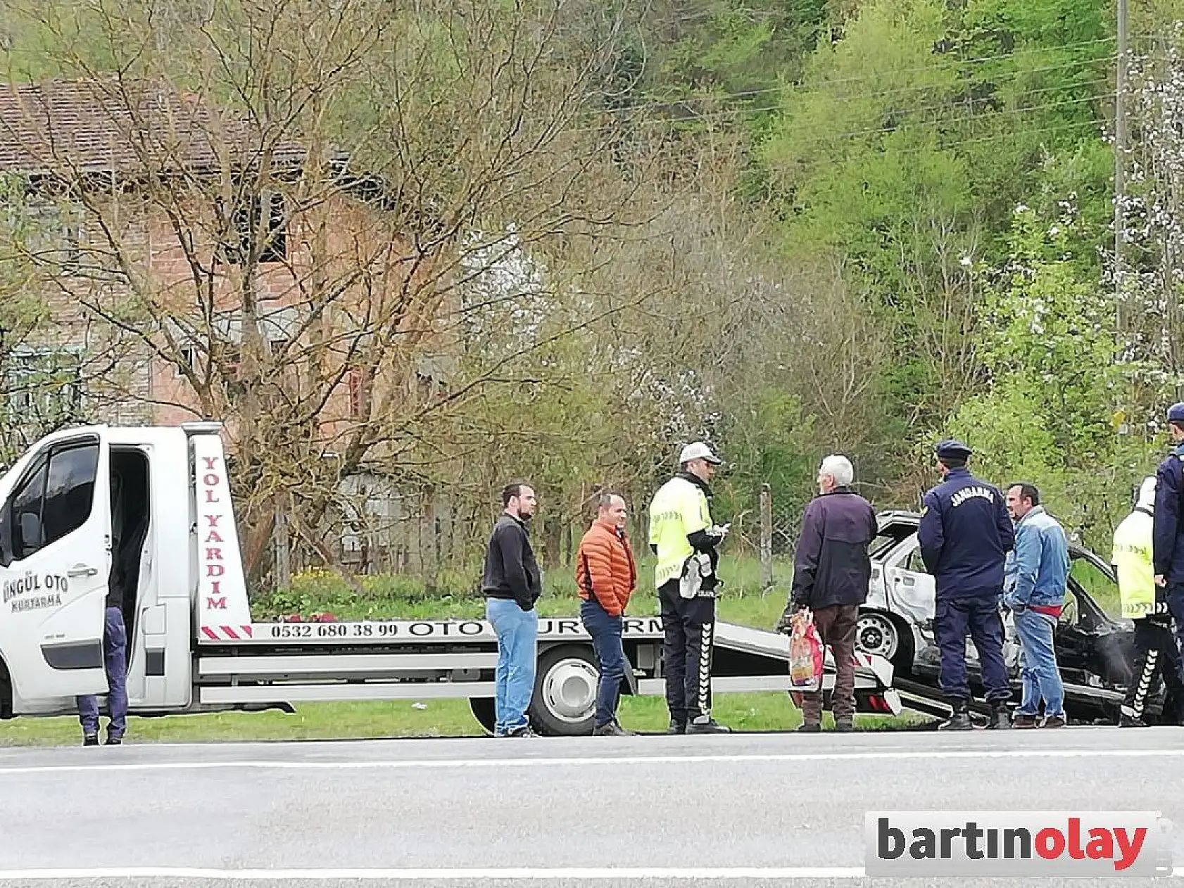 Otomobil alev topuna döndü!