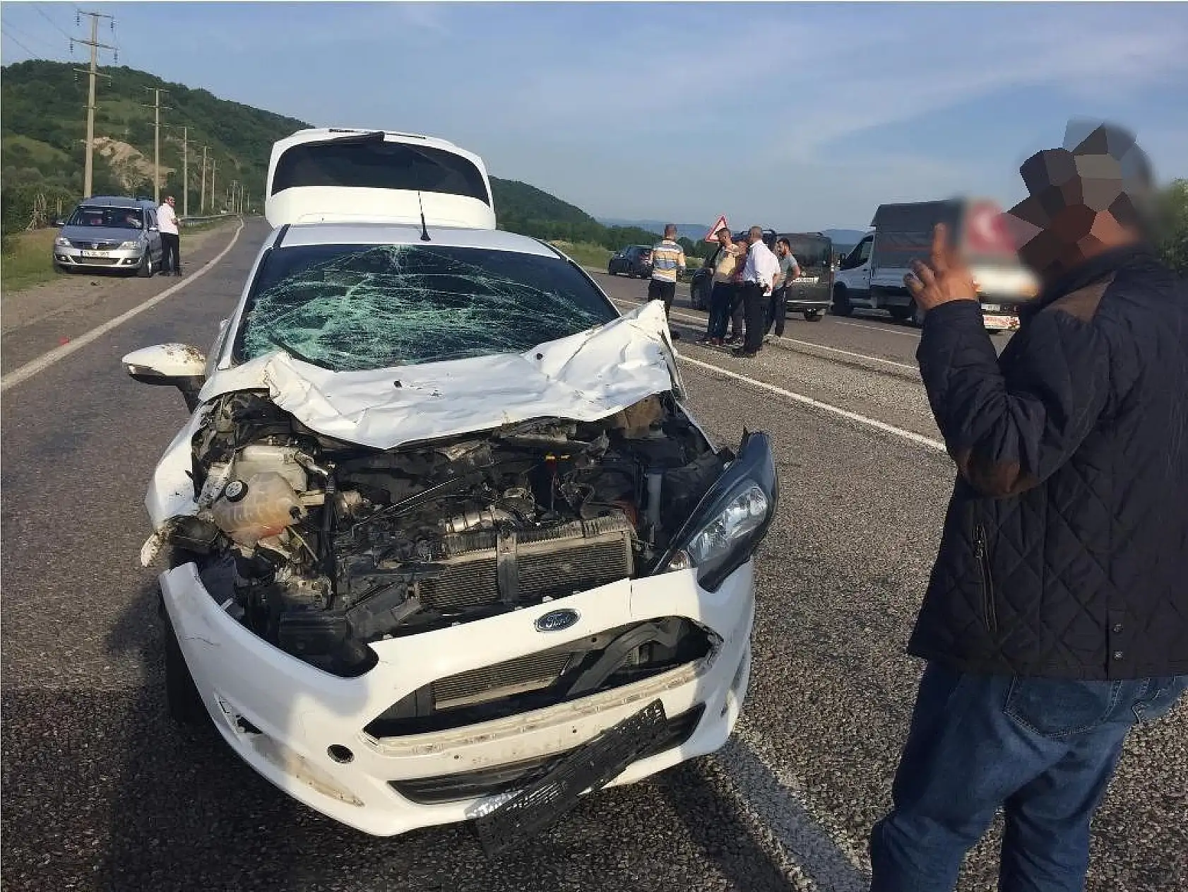 Otomobil hurdaya döndü, 1 can gitti