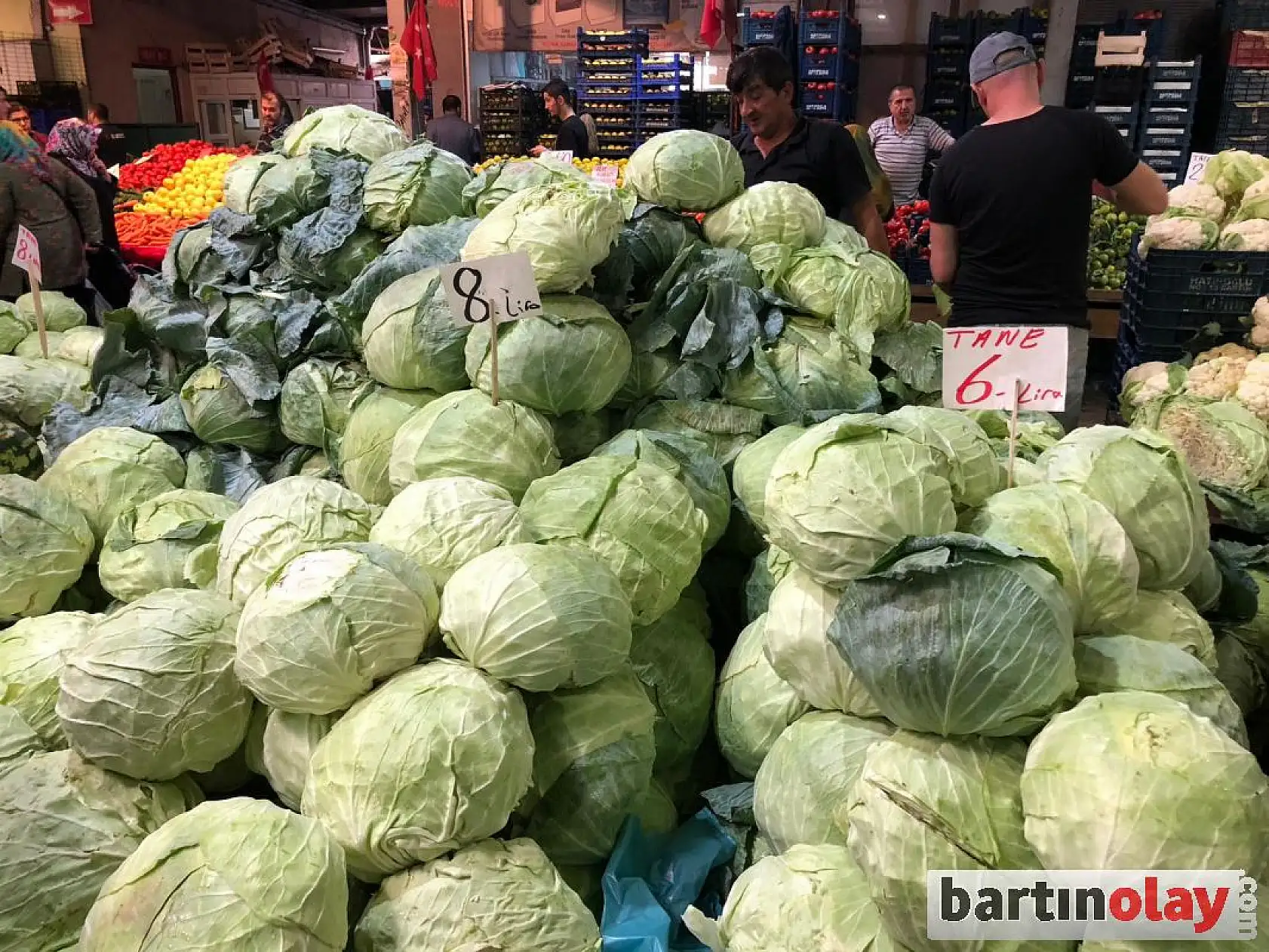 Pazarda fiyatlar el yakıyor