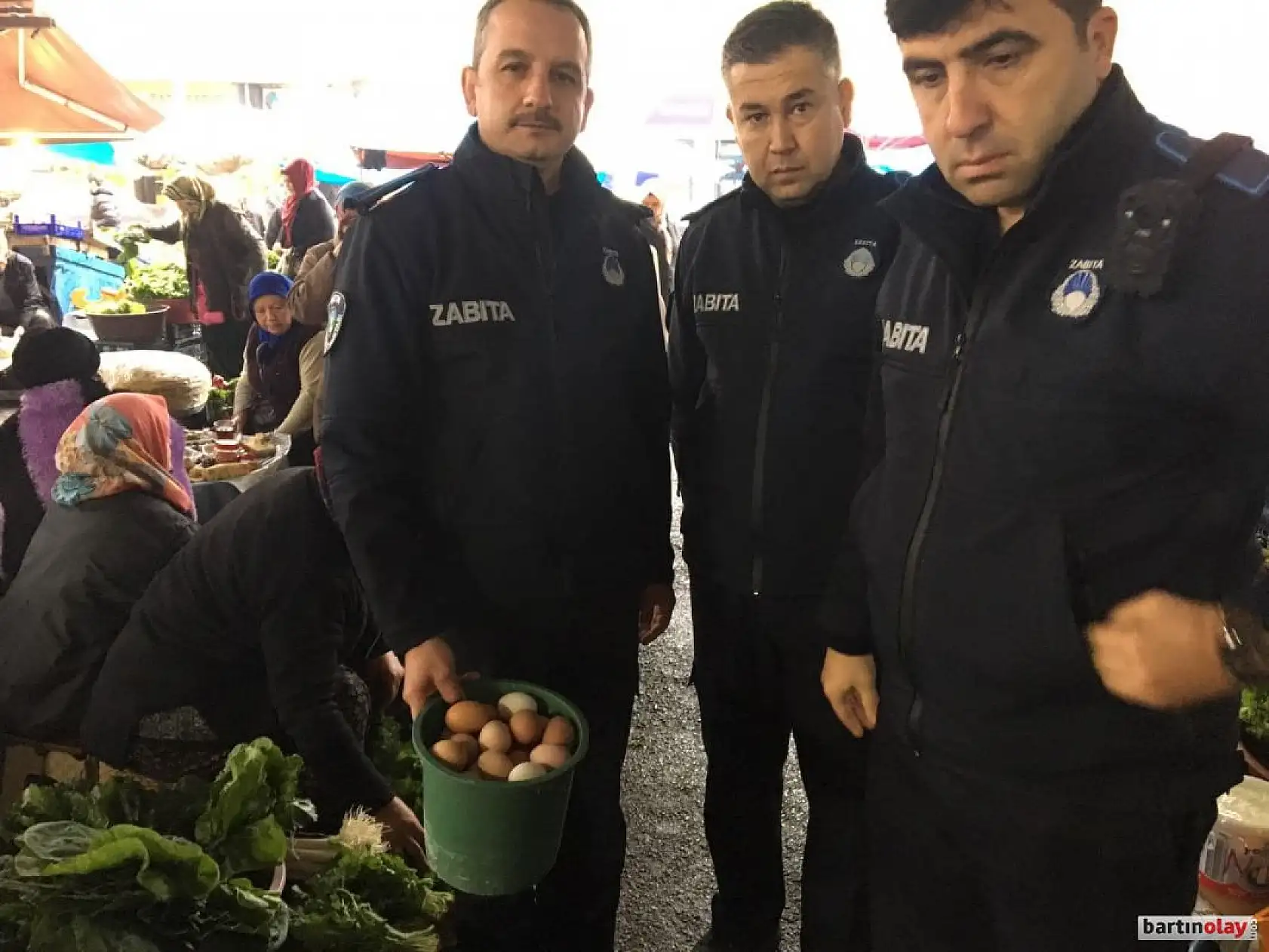 Pazarda yumurta operasyonu