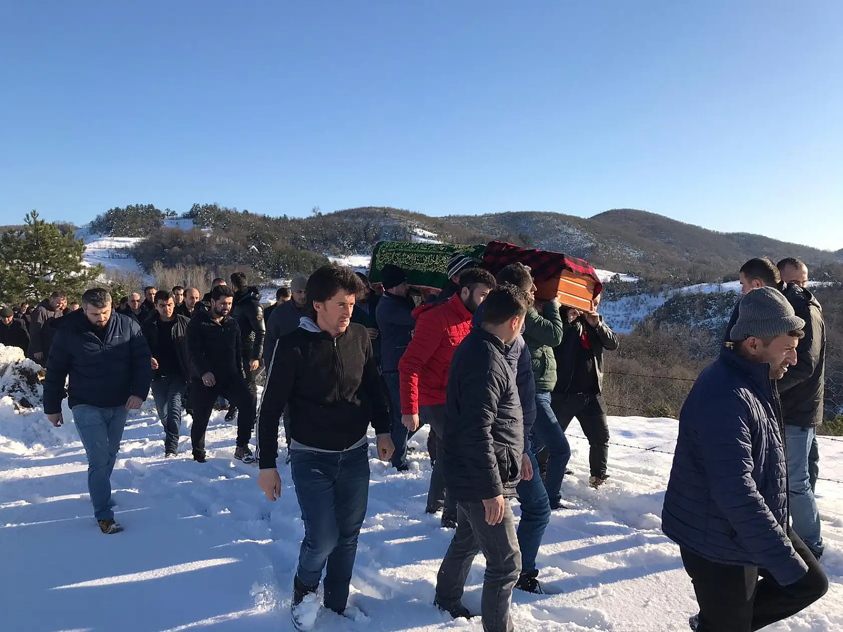 Son yolculuğuna uğurlandı